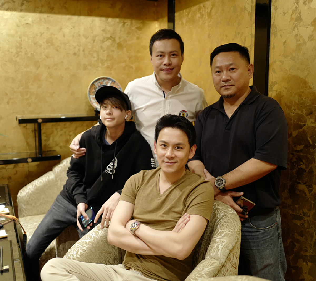 เปิดอดีตคู่รัก! "โบ-ฟลุ๊ค" คู่เดียวในวงการบันเทิง ที่เลิกกันไปแล้วแต่ยังเป็น "เพื่อน" กันได้ !!!