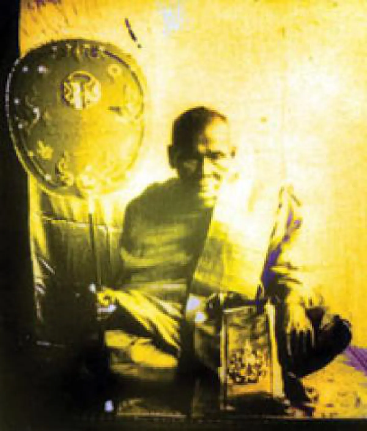 เมื่อสองเกจิดังเจอกัน!!! "หลวงปู่บุญ" "หลวงพ่อแช่ม" ต่างหยอกล้อกันด้วยพลังจิตที่แข็งแกร่ง บังคับกบไสไม้!!! จนพระลูกวัด ต้องยืนอึ้งตะลึง!!