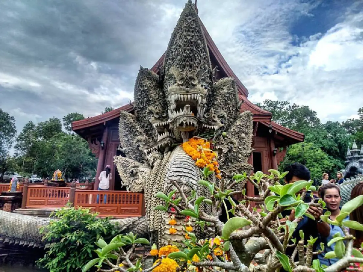 คำชะโนด ๒ ฮือฮา ..งวดนี้ห้ามพลาด!!แห่ส่องเลขเด็ด "แก้บนคำชะโนด ๒" หลังชาวไปแก้บน ตะลึง! เลขเด็ดโผล่ให้เห็นขันน้ำมนต์ งวด ๑ ธ.ค. นี้ มีลุ้นรั