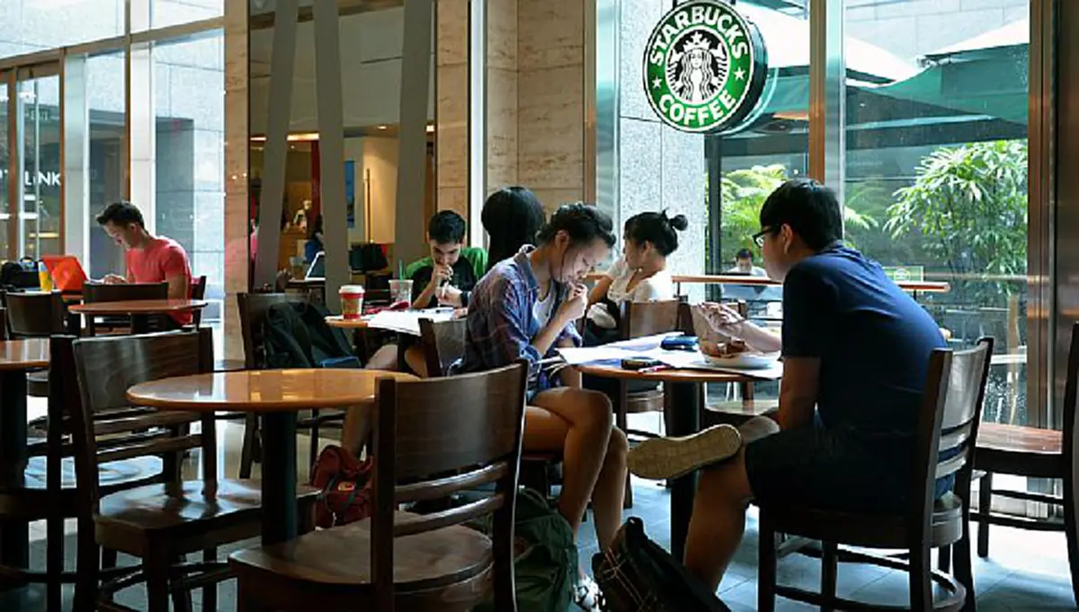 คนไทยจ่ายได้สบายมาก?? สุดอึ้ง!! "สตาร์บัคไทย ติดอันดับราคาแพงที่สุดในโลก!! อาจเป็นสัญญาณบ่งบอกสถานะรสนิยมทางสังคมหรือไม่?? (รายละเอียด)