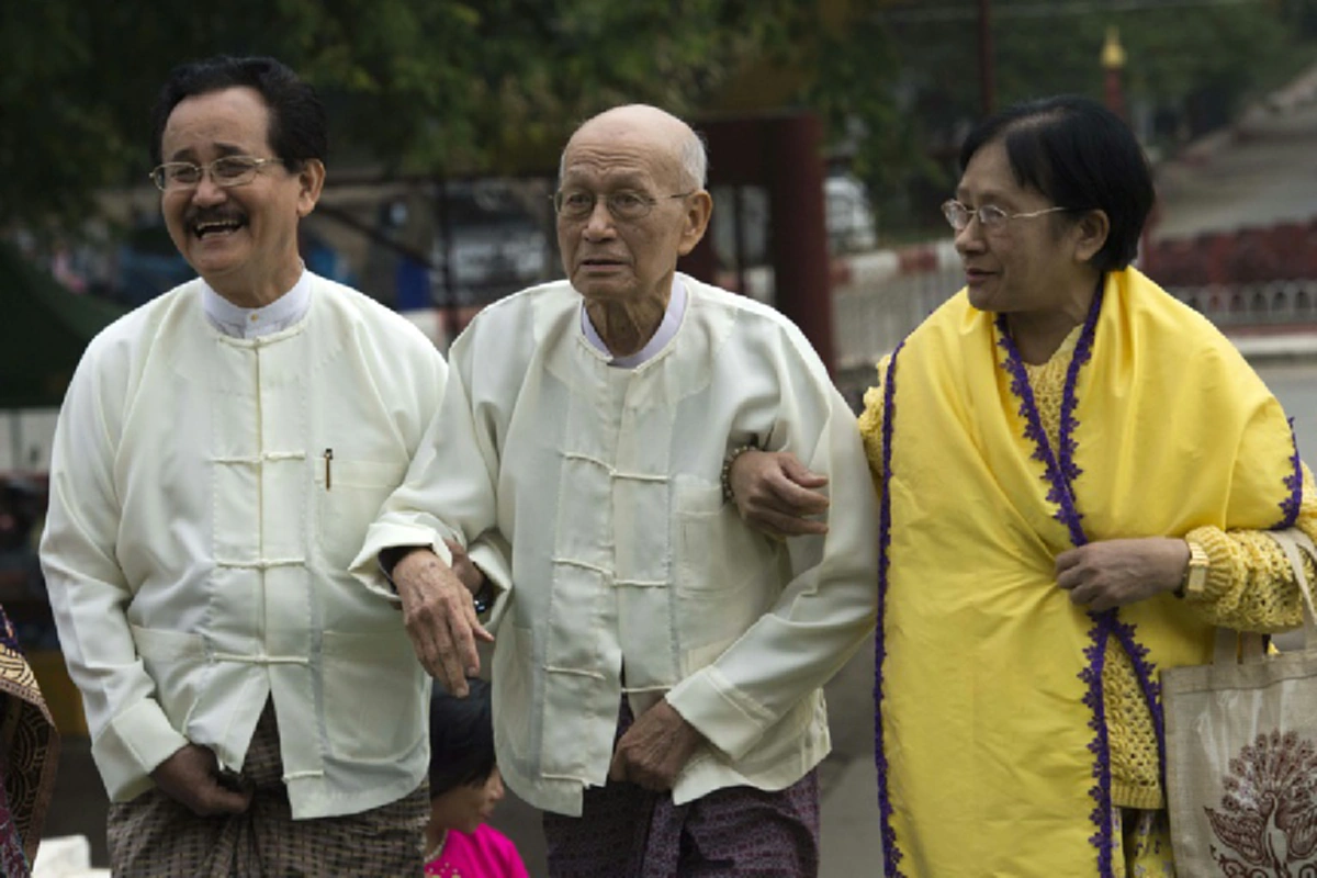 ระวังจะเป็นปัญหาระหว่างประเทศ!! "เพลิงพระนาง"  พ่นพิษ ทายาทกษัตริย์องค์สุดท้าย เมียนมา ไม่พอใจ กล่าวหาผู้ทำละคร "ดูหมิ่น" ราชวงศ์