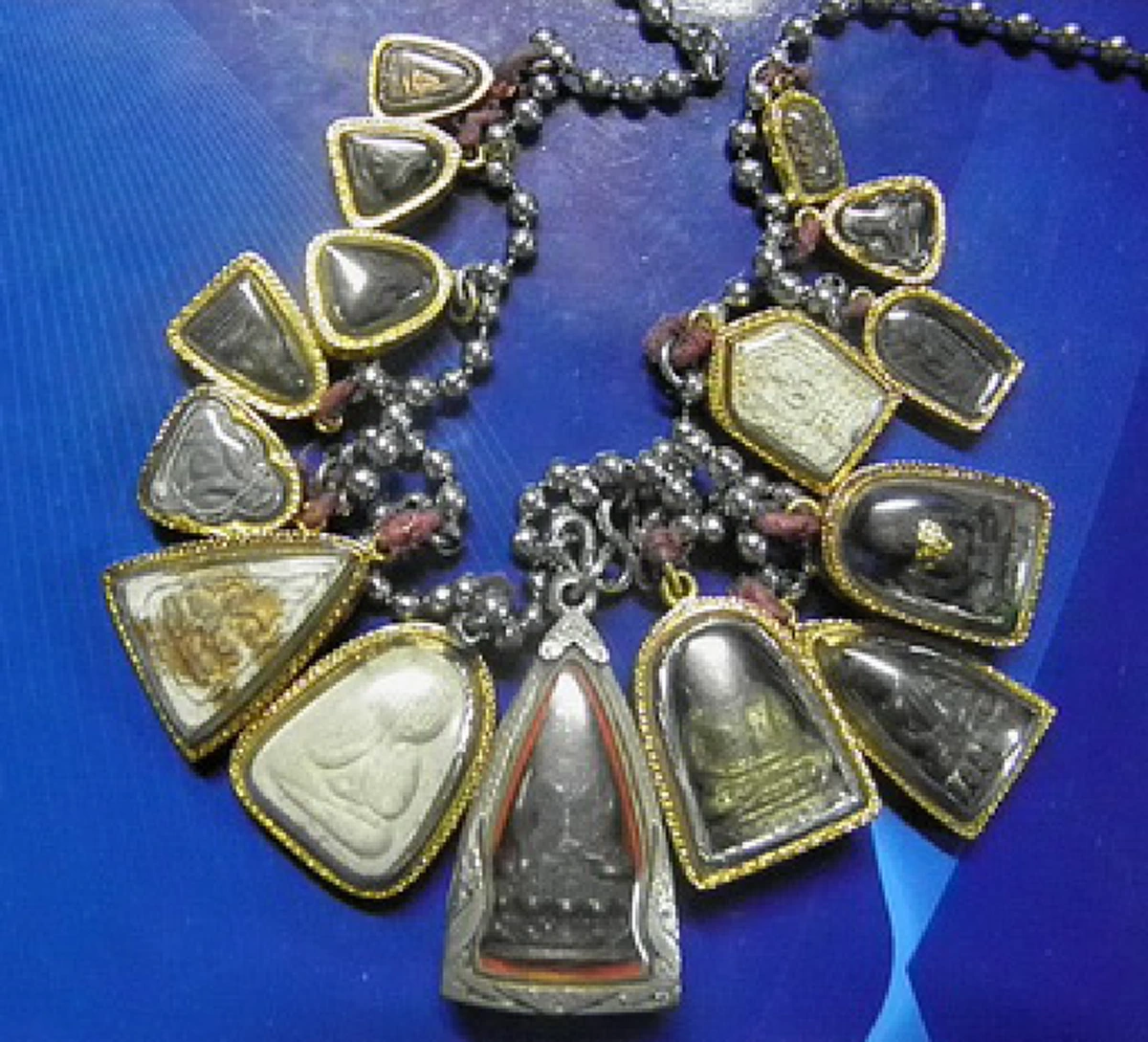 พระเครื่อง 