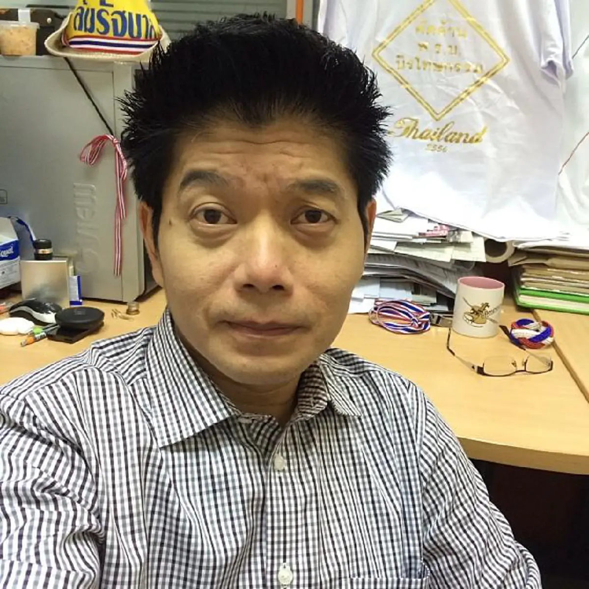 สะเทือนทุกขดไส้!! คุณหญิงนิด คุณนายน้อย! "กนก" เหลืออดภาพขึ้นรถแห่ชวนถวายอาลัย ดูเอาไว้เจ้าหน้าที่กทม. ทำสิ่งใดหน้าวังแสดงความจงรักภักดี!?!