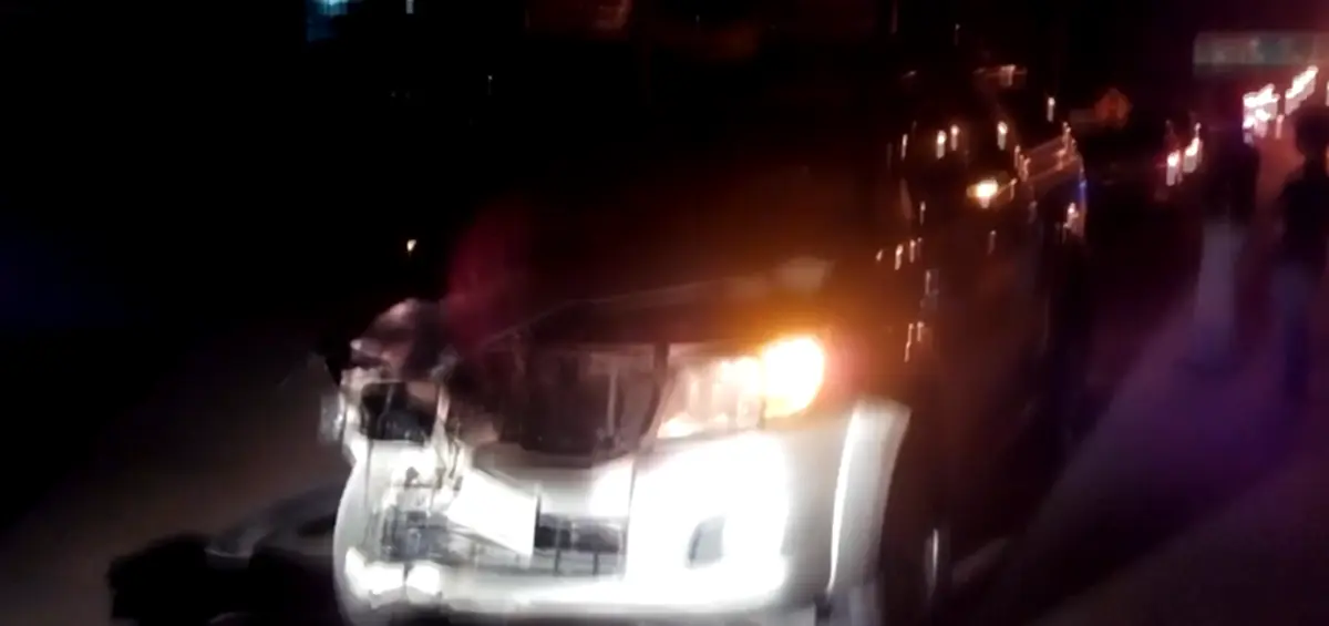 แว๊นซิ่งด่วนนรก!! "2 เด็กหญิง วัย15" เมาจากเที่ยวผับ แว๊นซิ่งโชว์เพื่อนชนกระบะดังสนั่นกลางสี่แยก เพื่อนสุดช็อกร่างแหลกต่อหน้าต่อตา!!