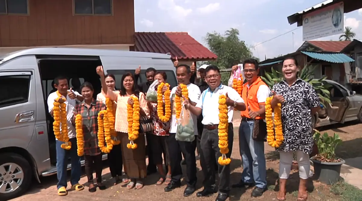 ปลื้มสุดชีวิต!! พ่อ-แม่ "เจ้าแหลม" แชมป์WBC เตรียมมะม่วง-แจ่วบองรับขวัญลูกชาย ที่สุวรรณภูมิ พร้อมฝากคำพูดถึง "บิ๊กตู่" ทราบแล้วเปลี่ยน!!