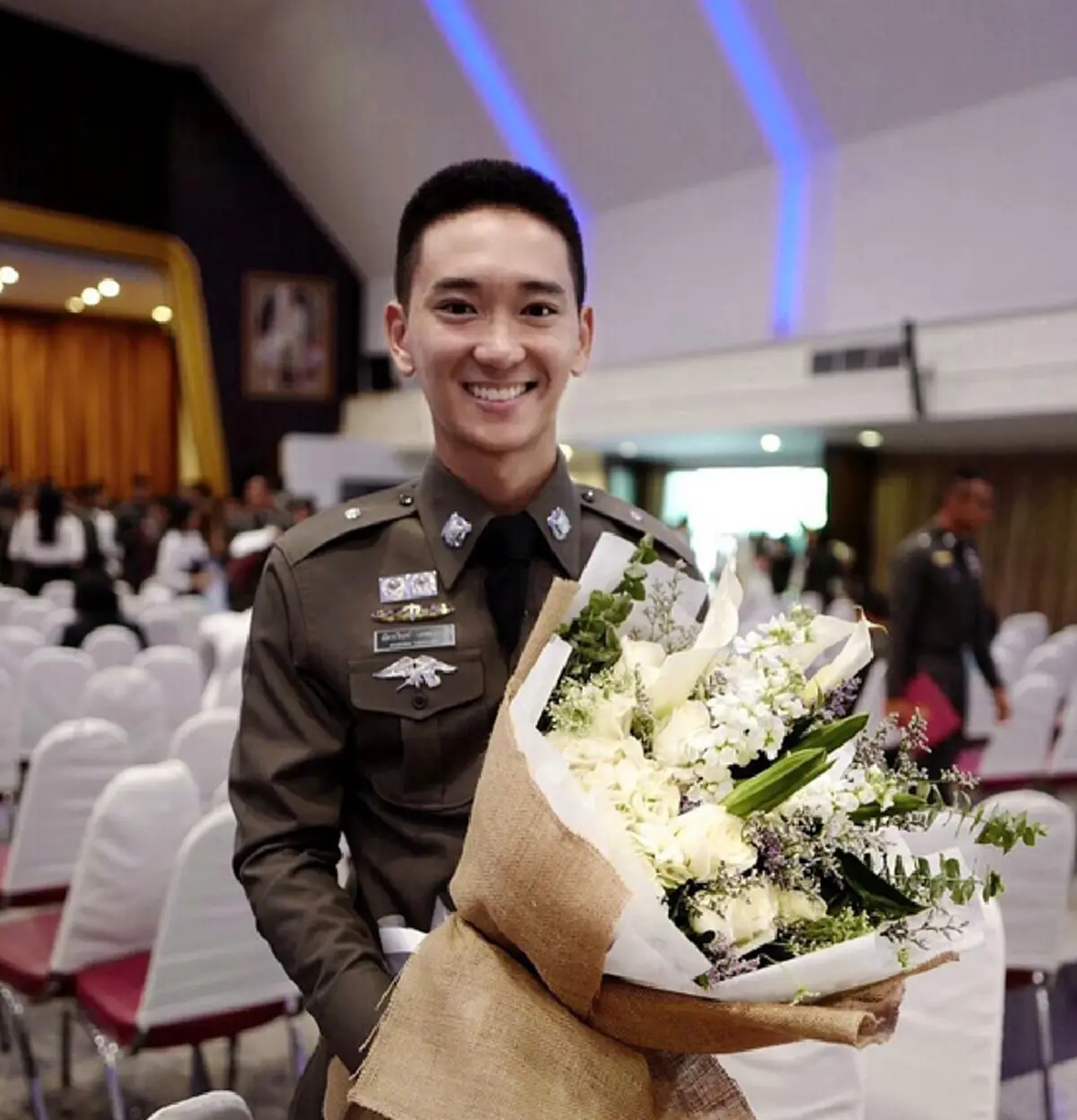 รวยจนอยากกราบ!! ส่องชีวิต "ไฮโซ จิมมี่ " ว่าที่แฟน  " พีค ภัทรศยา " สาวๆเห็นแล้วอิจฉาเบอร์ล้าน!! ดีกรีเขาไม่ธรรมดา!!?