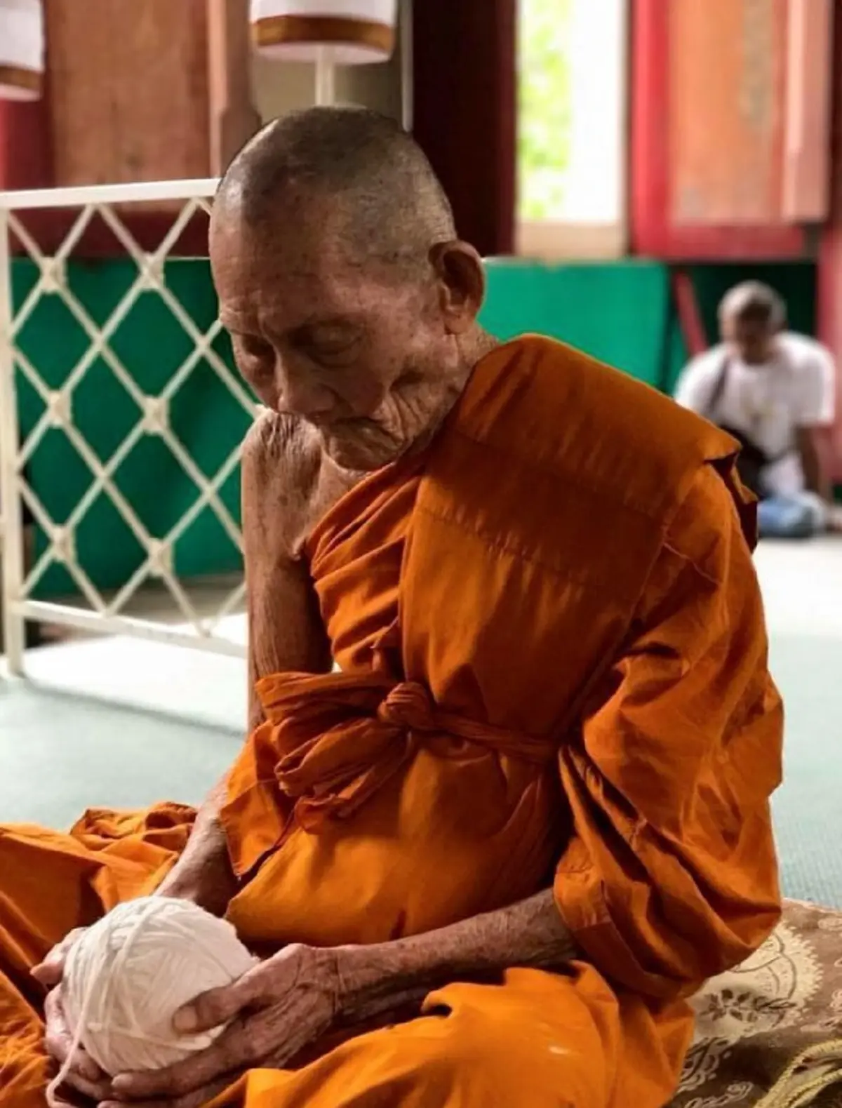 แห่ซื้อกันทั้งจังหวัด!!เลขเด็ดเมืองชลบุรี"หลวงปู่ฮกเกจิดัง"ท่านให้ นักเสี่ยงโชคต่างหาไว้ครอบครอง!!หวังถูกรางวัลใหญ่ งวด 1/11/60 นี้มีลุ้น!!?