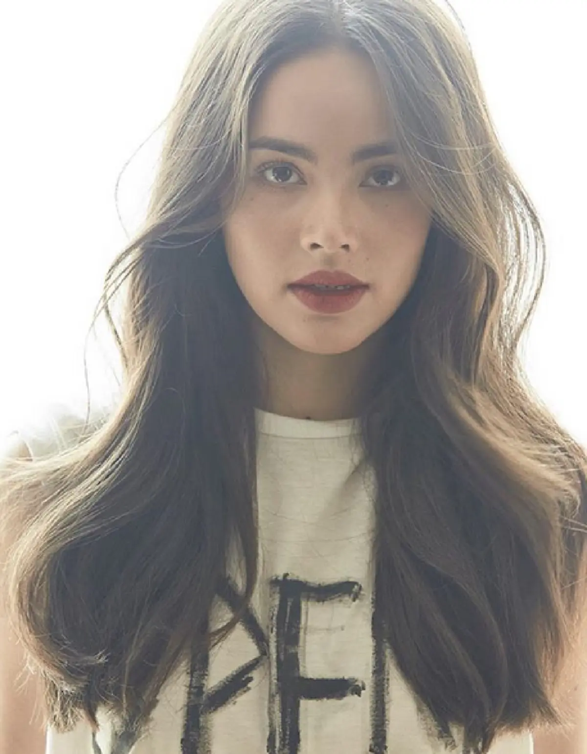 แทบไม่เชื่อหู !! นางเอกตัวท็อป " ญาญ่า อุรัสยา " เคยถูกดองละคร ไม่ให้ออกอากาศ  !!?