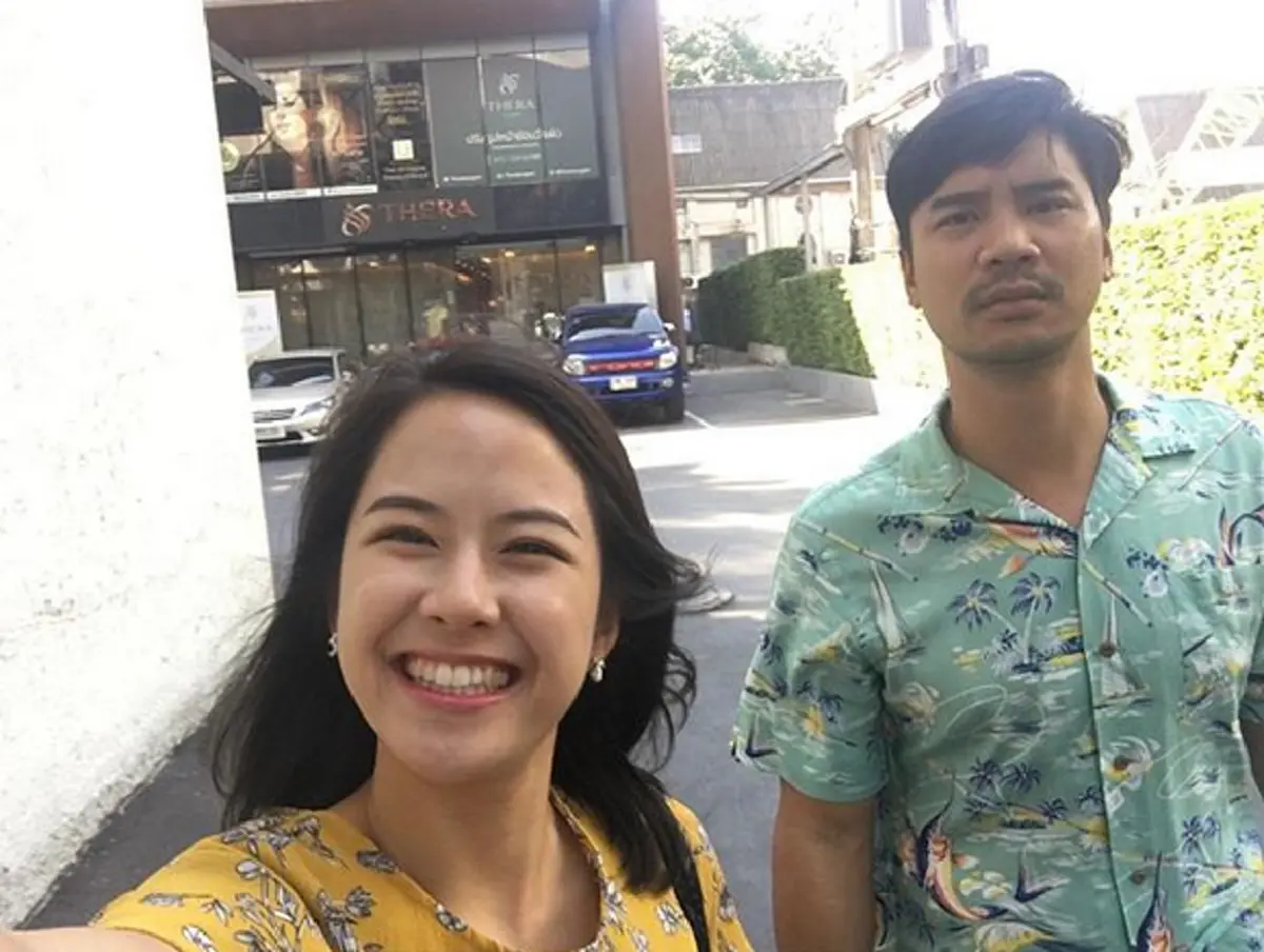 รอยยิ้มแห่งชีวิตคู่ !! ส่องภาพหวานหลังแต่งงาน " น็อต วรฤทธิ์ - น้องแจน " ควงคู่สวีทหวานต้อนรับปีใหม่ !!(ชมคลิป)