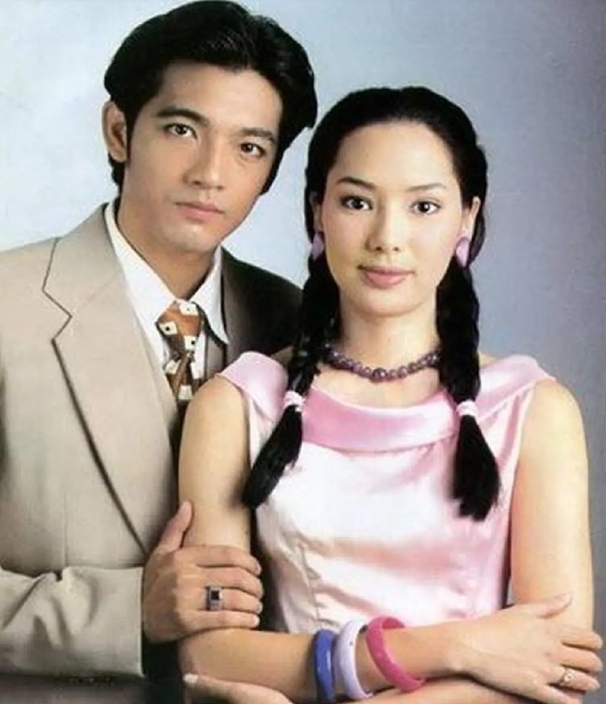 ย้อนไปดูอดีตสาวเคยตกเป็นข่าว "หนุ่ม ศรราม" ก่อนรักลงล็อก ติ๊ก บิ๊กบราเธอร์ ป่องไม่ป่อง