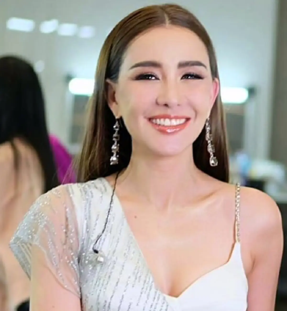 เปิดคอมเม้นต์ไอจี "นิโคล" ชาวเน็ตส่งกำลังใจเพียบ หลัง "ศรราม" จัดงานแต่งฟ้าแล่บ