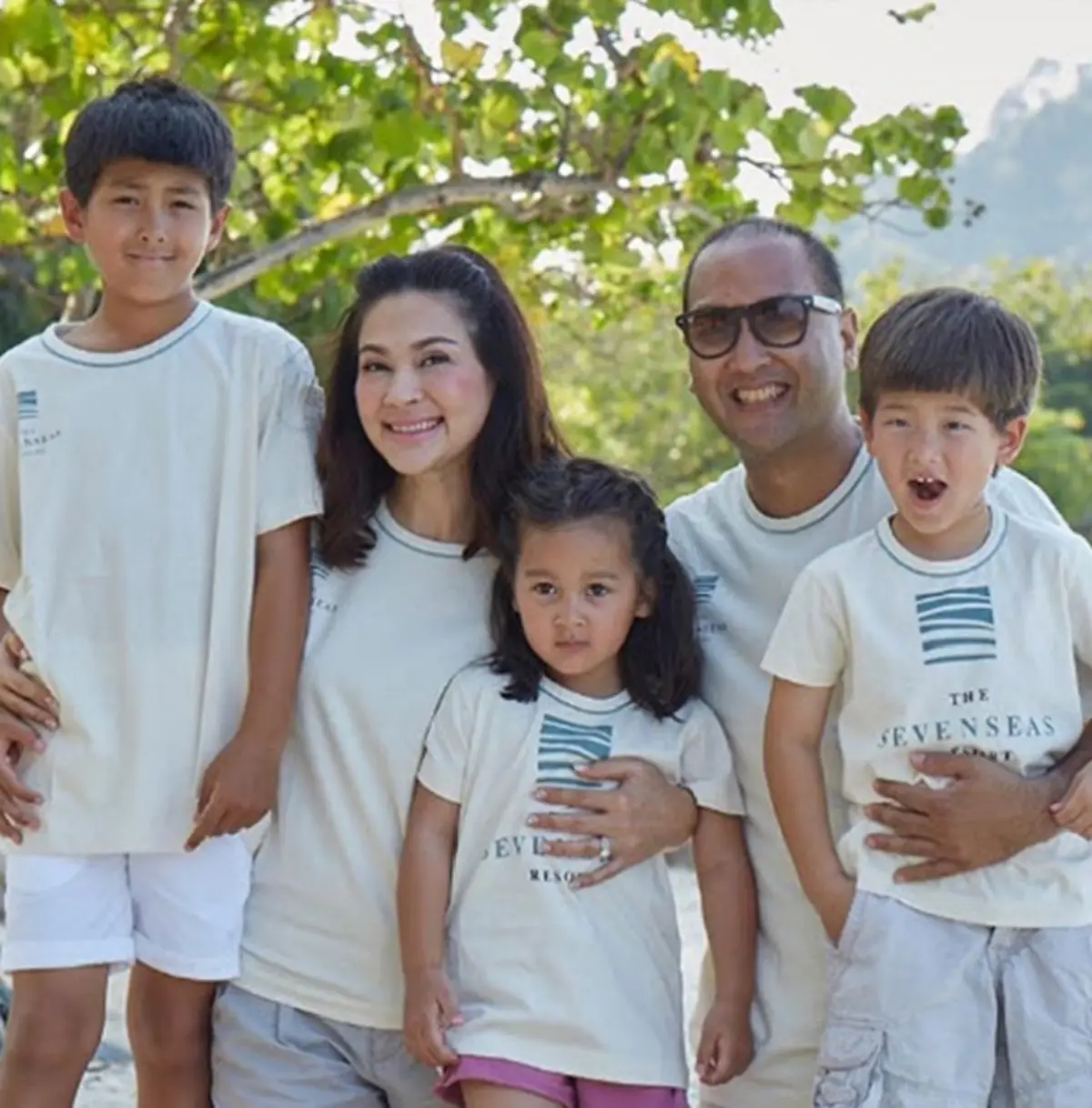 เปิดชีวิตชาวไร่ "แหม่ม คัทลียา" หอบลูก-สามี ทำเกษตรพอเพียงสร้างรายได้ส่งห้างดังหลากหลาย