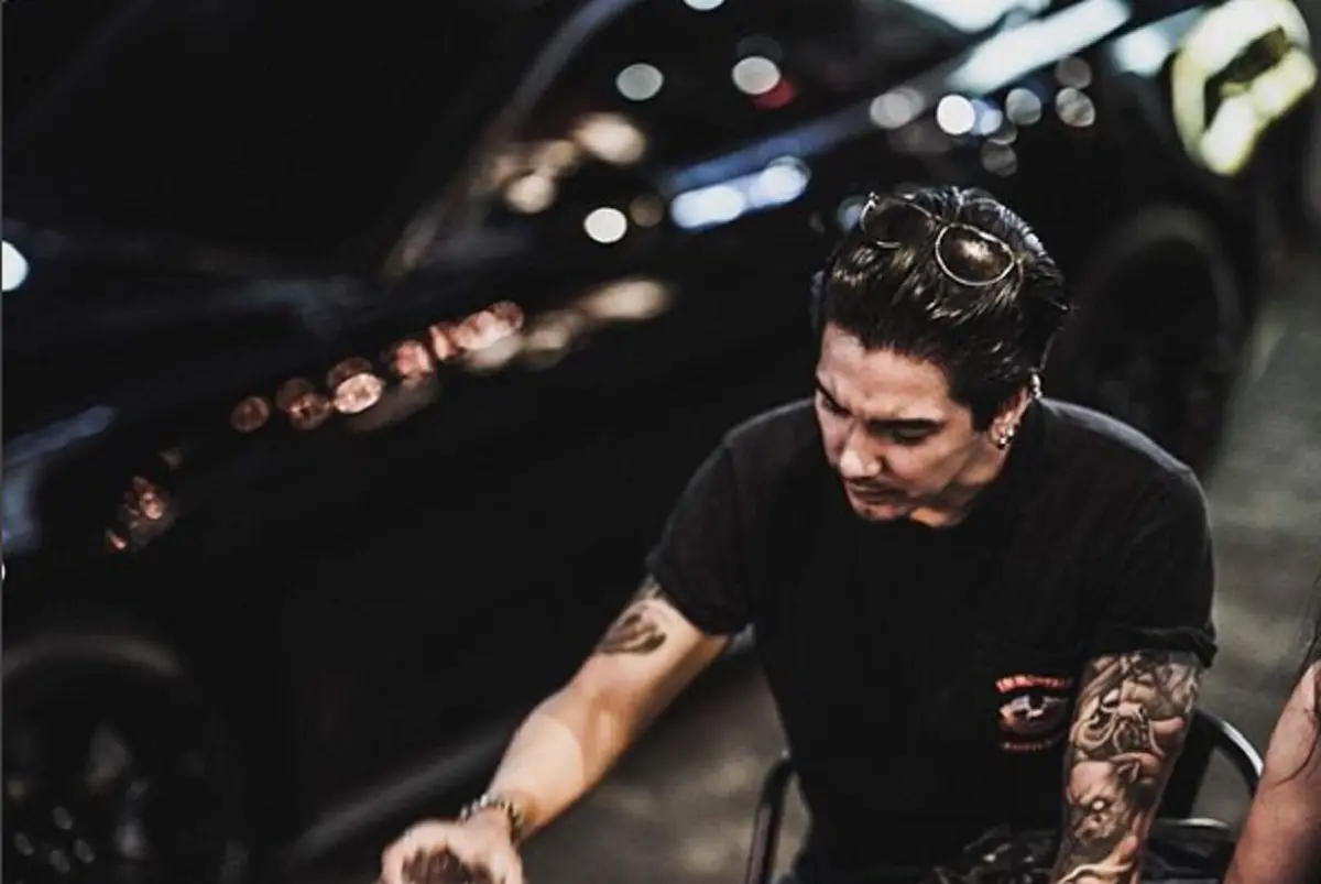 "ดีเจแมน" โพสต์เดือดรุ่นพี่รุมแกล้งน้องป.4 ซัดเดือดถ้าพ่อแม่เลี้ยงไม่ได้ เดี๋ยวบินไปสอนให้ "กุ๊บกิ๊บ" ร่วมเม้นต์