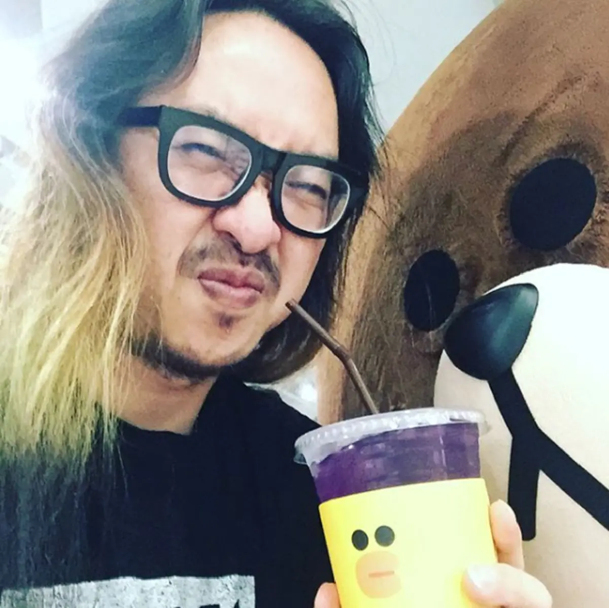 รวยอีกแล้ว! "สอง พาราด็อกซ์" ตอบแล้วทำไมถึงถูกหวยบ่อย แจกเคล็ดลับเด็ดให้แฟนคลับ งวดนี้รับทรัพย์เบาๆ 30 ใบ