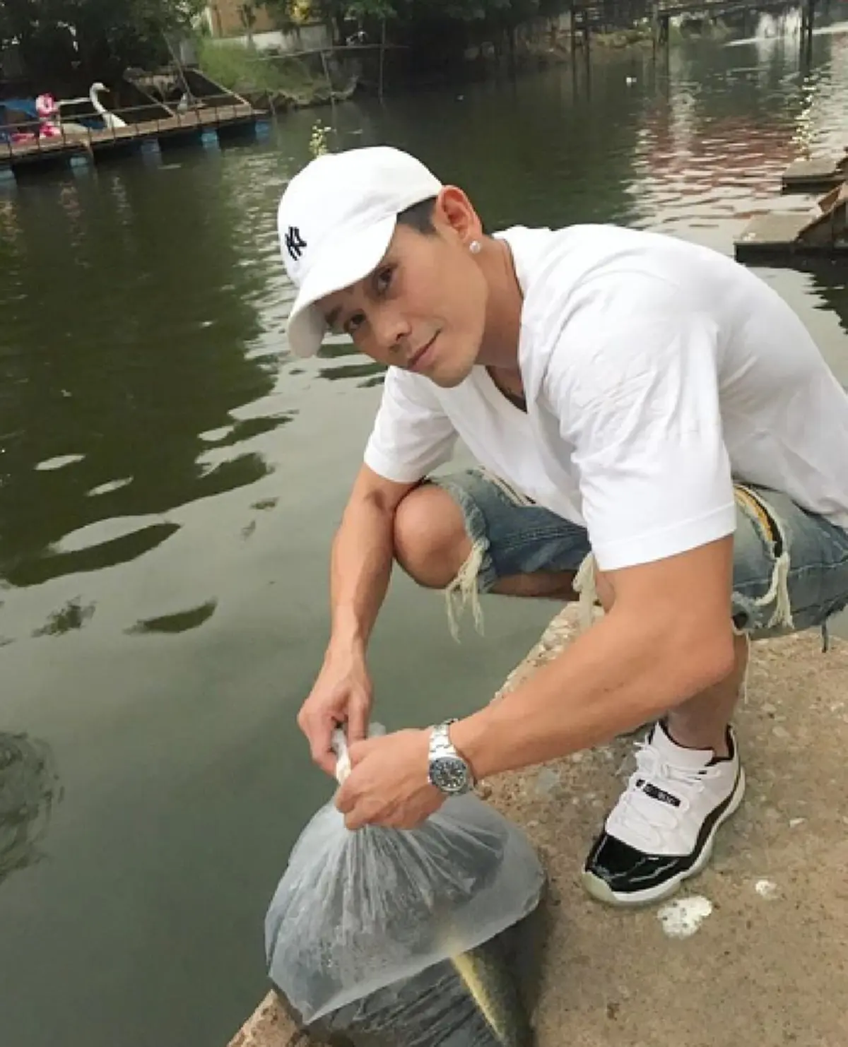 "อาร์ อาณัตพล" ถือโอกาสเปิดตัวสาวคนใหม่ ในงานวันเกิด