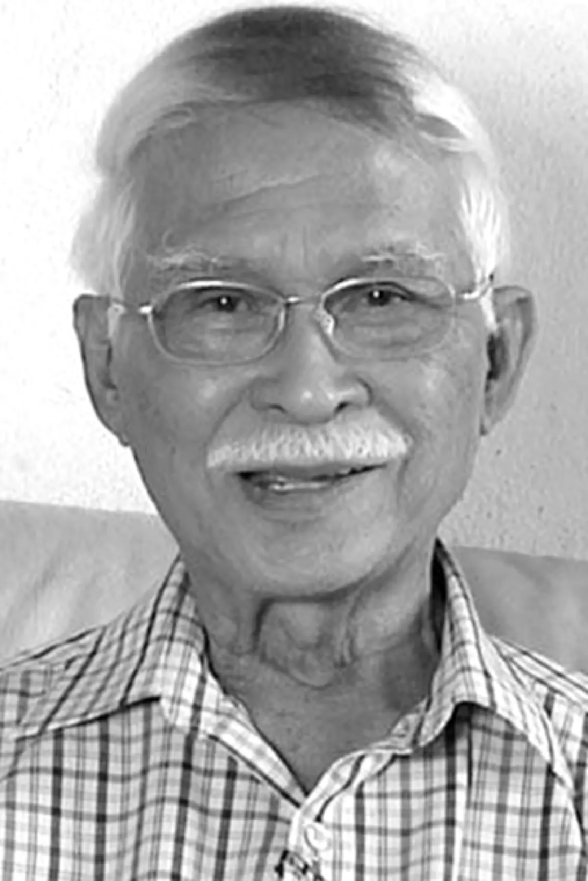 สะอาด เปี่ยมพงศ์สานต์ นักแสดงอาวุโส