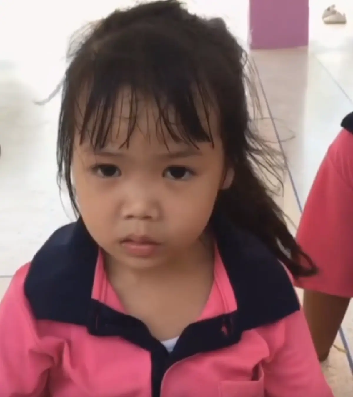 "น้องเฟรนด์" ตระโกนว่ารุ่นพี่ ออกมาเฉลยเหตุ ใครได้ฟังต่างอมยิ้ม ทีหลังอย่ามาว่าหนูแบบนี้นะ(คลิป)