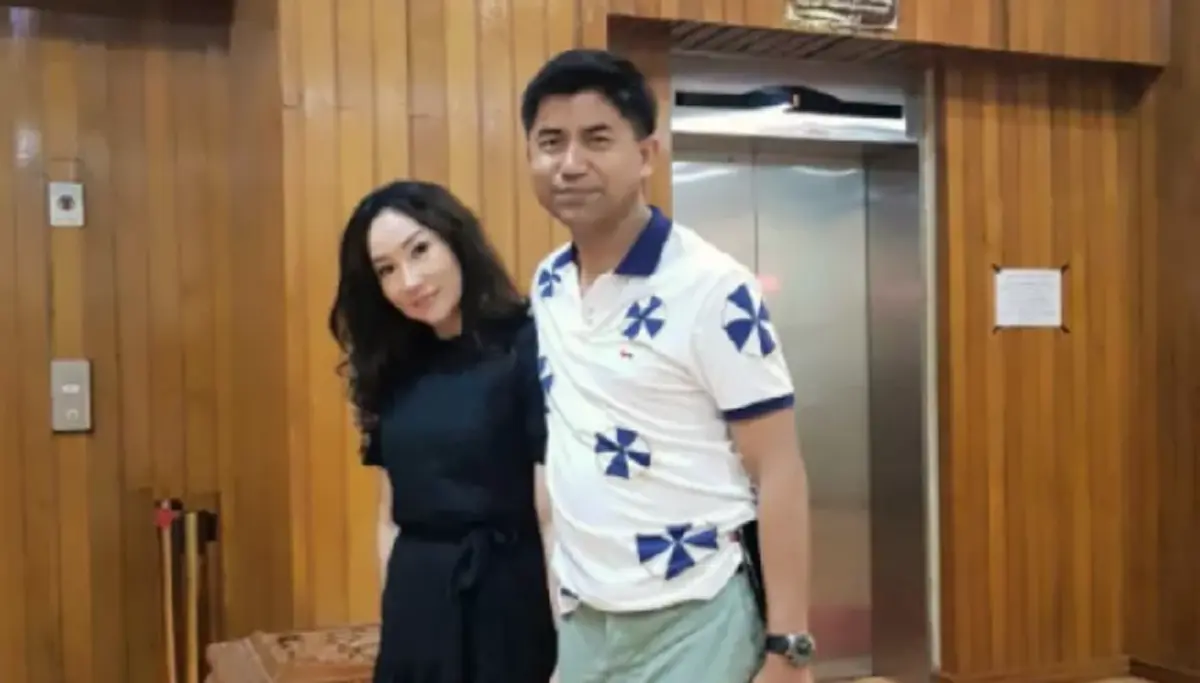 ชีวิตรัก 25 ปี "บิ๊กโจ๊ก -  มาดามกุ๊บ" ยอมทิ้งบ้านหรูมาอยู่แฟลตตำรวจ หลังโดนผู้ใหญ่กีดกัน