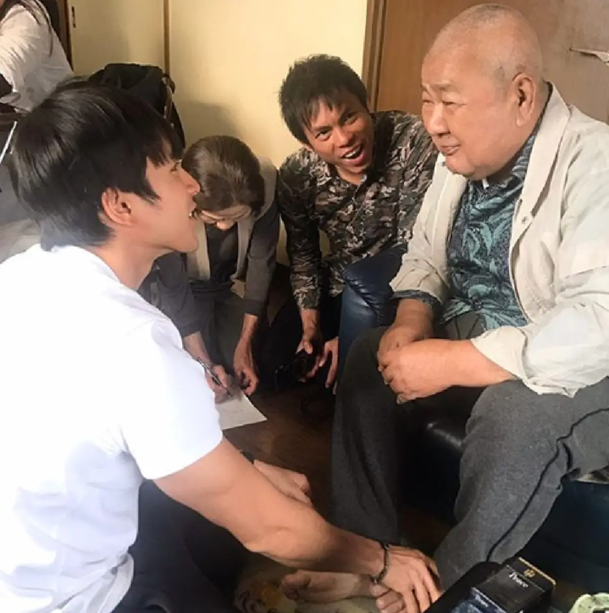 สุดอาลัย \"ณเดชน์ คูกิมิยะ\" เล่าความผูกพันผ่านไอจี หลังสูญเสียคุณลุงชาวญี่ปุ่น