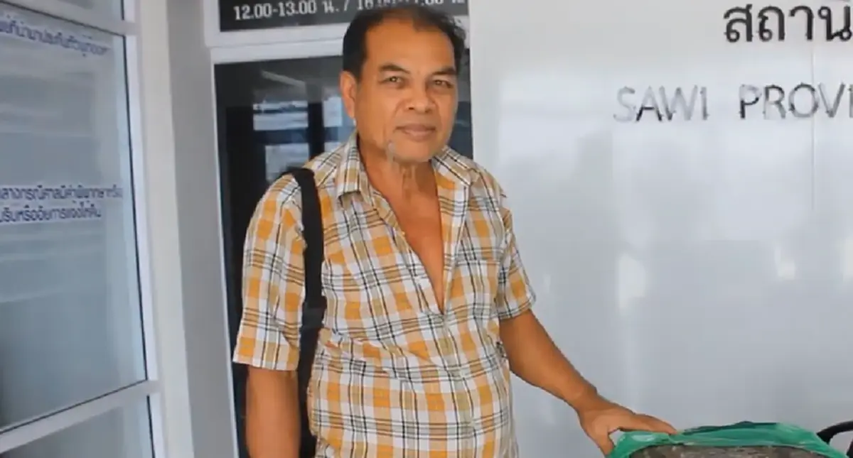 สองพ่อ-ลูก เก็บ \"อำพันทะเล\" นาน 25 ปี เพิ่งรู้มีมูลค่ามหาศาล หลังชาวฝรั่งเศสขอซื้อกก.ละ 1 ล้านบาท