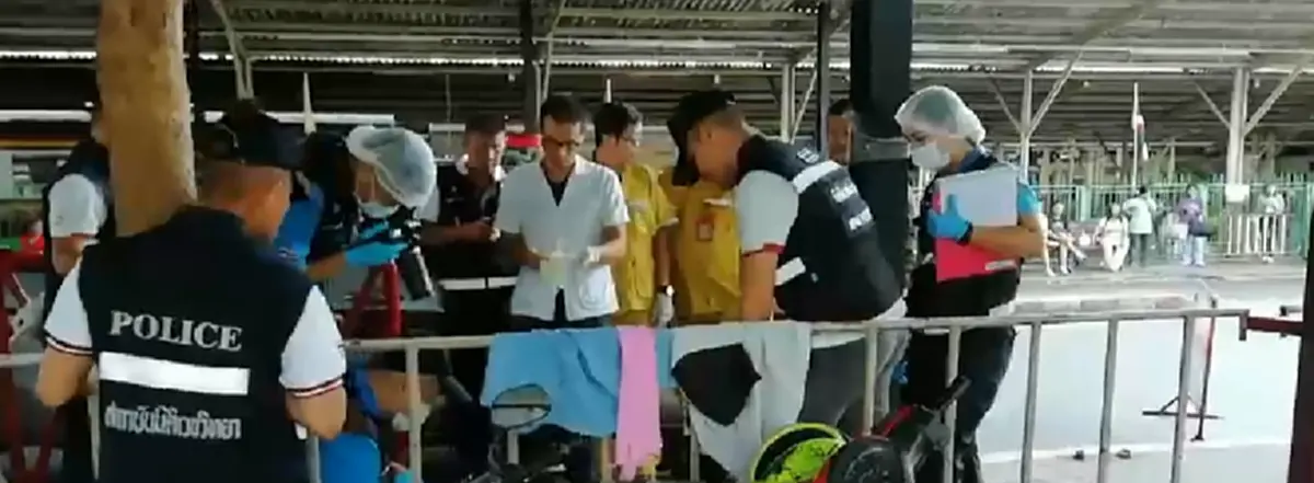 คลิปวินาที ชายไม่ทราบที่มา  ก่อนดับอยู่ลานจอดรถข้างสถานีรถไฟหัวลำโพง(คลิป)