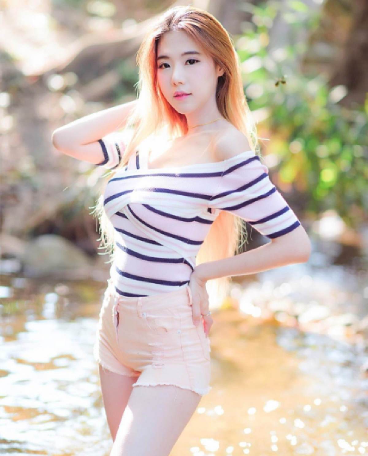 สัญญาว่าจะไม่โดดเรียน!!! ชาวเน็ตแห่แชร์ภาพ "ครูสาวสอนคอม" สุดสวย ดีกรีป.โท บอกเลยแซ่บเว่อร์!!! (มีภาพ)