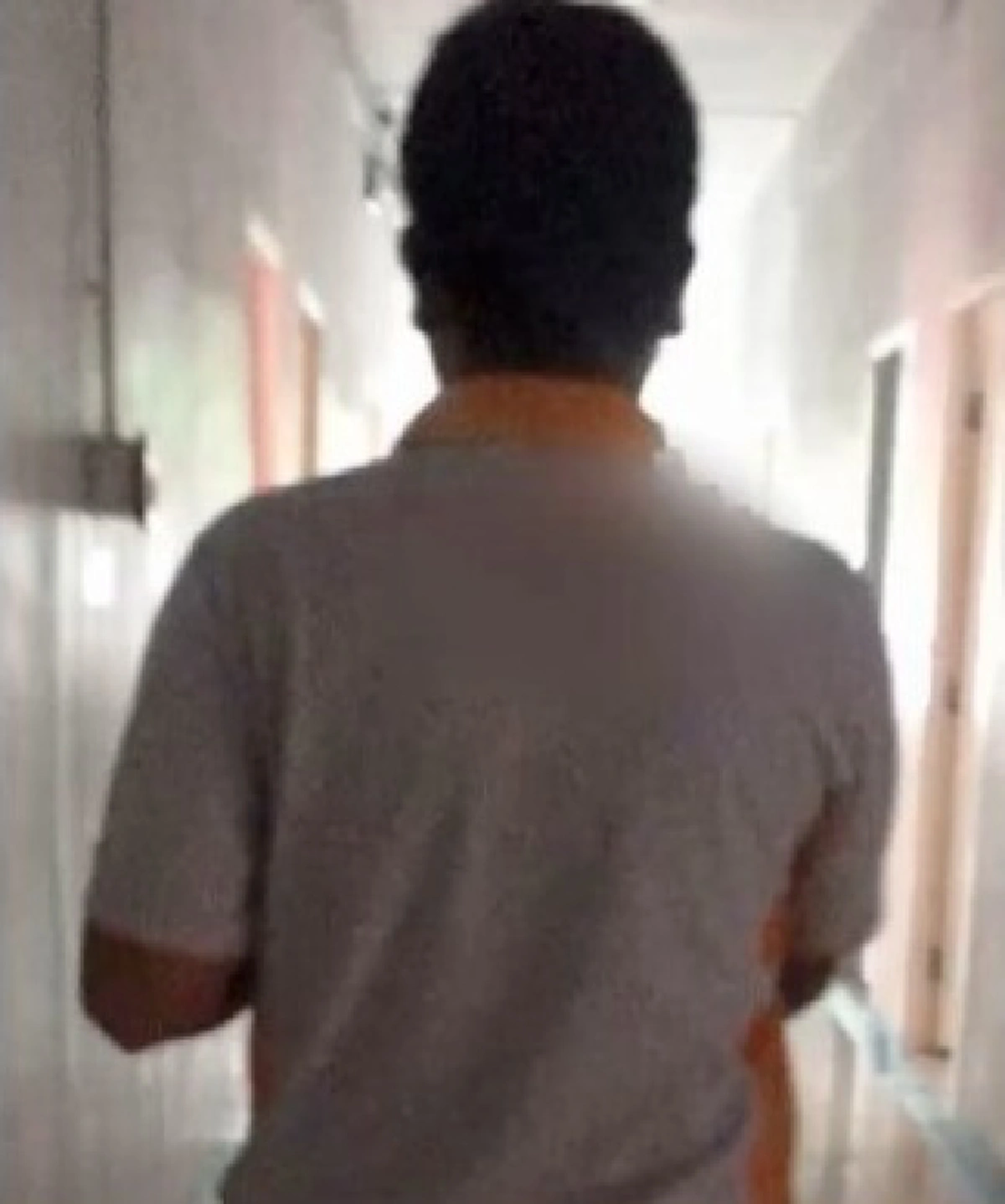 โทษอาญาคุกๆ "ทนายเดชา" สวนหน้าแหก "อาจารย์ชาย" หลอกนศ.เข้าห้องเช่า โดนจับได้อ้างเฉยให้แก้ผ้าแค่ลองใจ