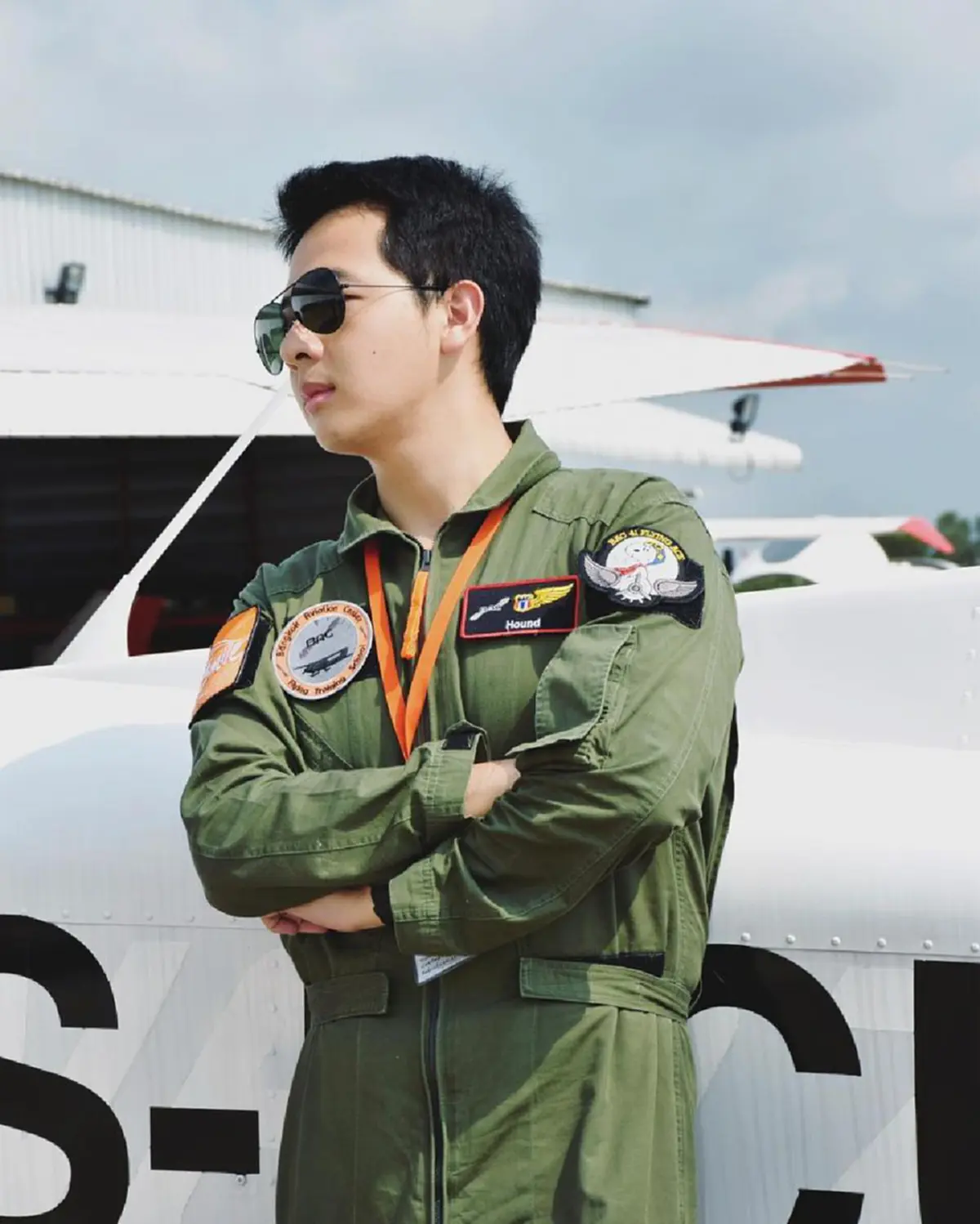 หล่อระดับเทพบุตร!!! รวม 10 กัปตันหนุ่มหล่อสัญชาติไทย ของแต่ละสายการบิน รับประกันความแซ่บเผ็ดร้อน ซิกแพคแน่นเว่อร์!?!