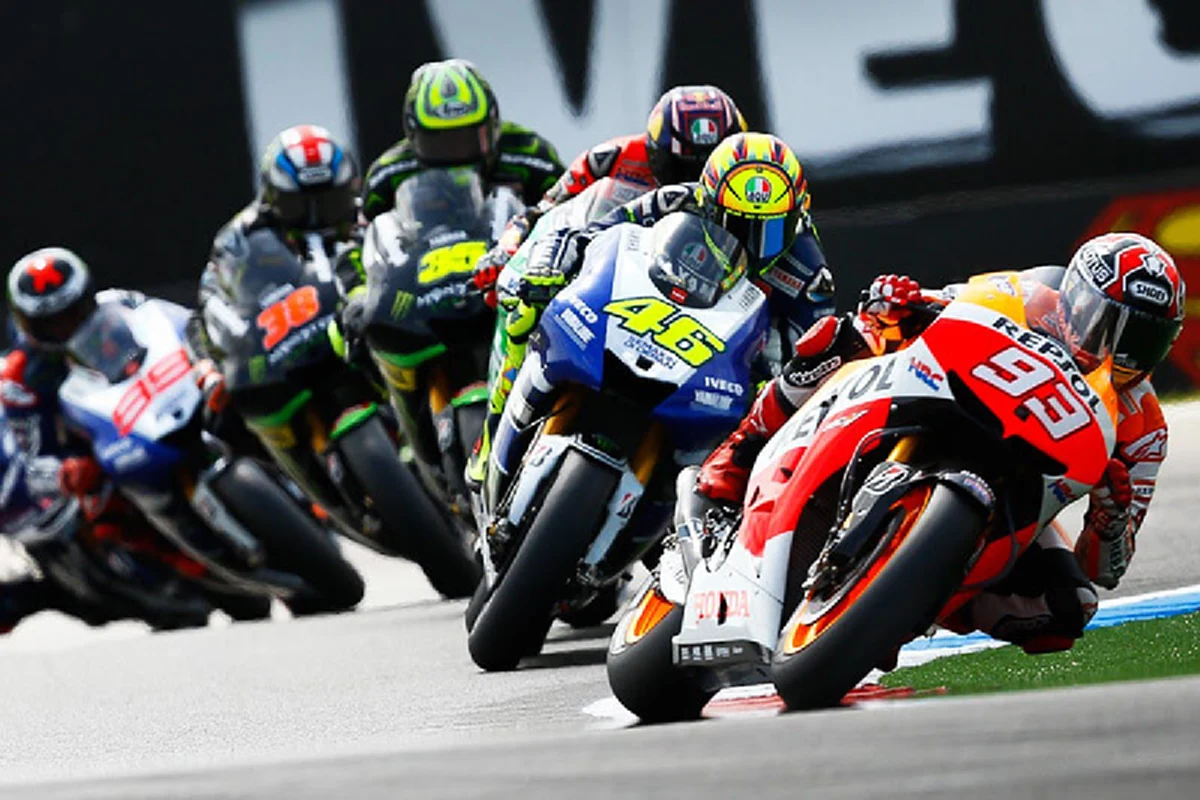 ของมันต้องมี !! "บิ๊กเน" หนุนโครงการ "โมโตจีพี" ใน "ไทย"  , กร้าว!! หากจัดเเล้วคนดูต่ำกว่าเเสน ...."มาตัดหัวผมไปได้เลย" !!! (รายละเอียด)