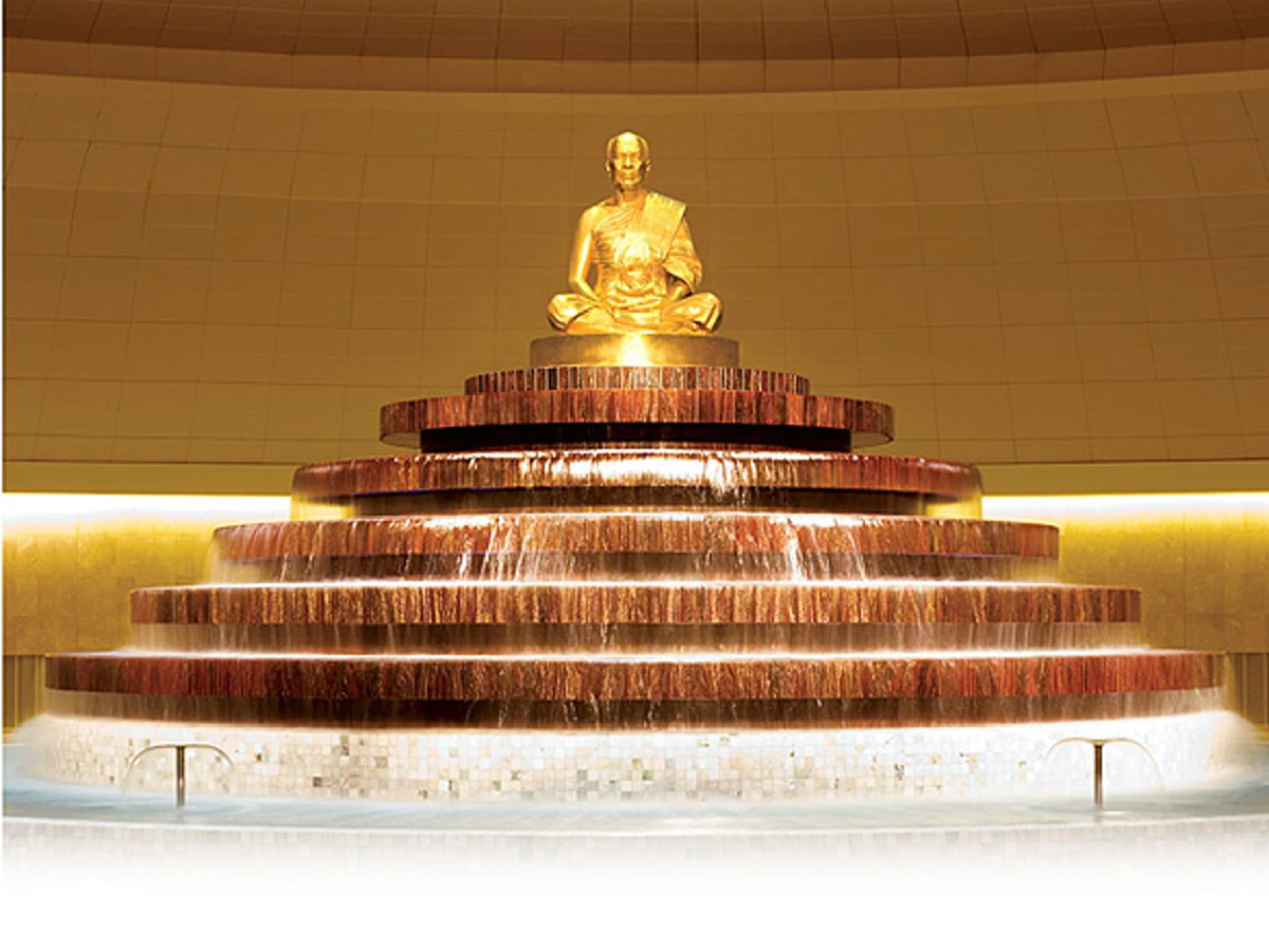 มุสาเป็นนิจ..หมดสิ้นสงสัย!! ทีแรกก็งงๆมุข "บิ๊กตู่" ถามสื่อแน่ใจหรือ"พระทองคำ"วัดธรรมกายของแท้ ค้นเจอถึงอึ้ง "นายช่างกรมศิลป์" เคยแฉไว้ชัดๆ?