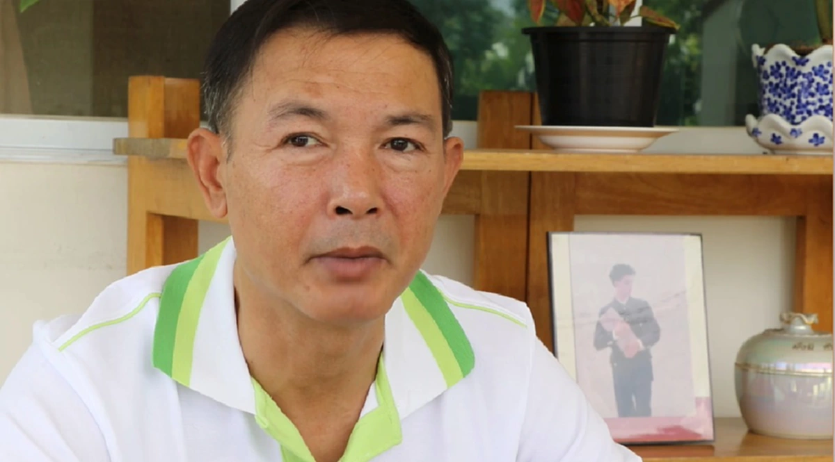 *เรื่องจริงผ่านจอ!!! เมื่อ "อดีตพระเอกชื่อดัง" ลงทุนแปลงโฉม เพื่อตีแผ่ชีวิตจริง "อดีตติดเหล้าตกอับ" จนกลายเป็นคนบ้า!!! (ชมคลิป)