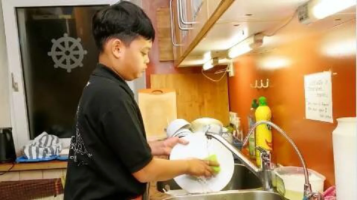 ปีติยิ่งขวัญกำลังใจ!! "พระองค์เจ้าทีปังกรฯ" ทรงปฏิบัติธรรมและร่วมจิตอาสาบำเพ็ญประโยชน์ ถวายเป็นพระราชกุศลเสด็จปู่ รัชกาลที่ 9