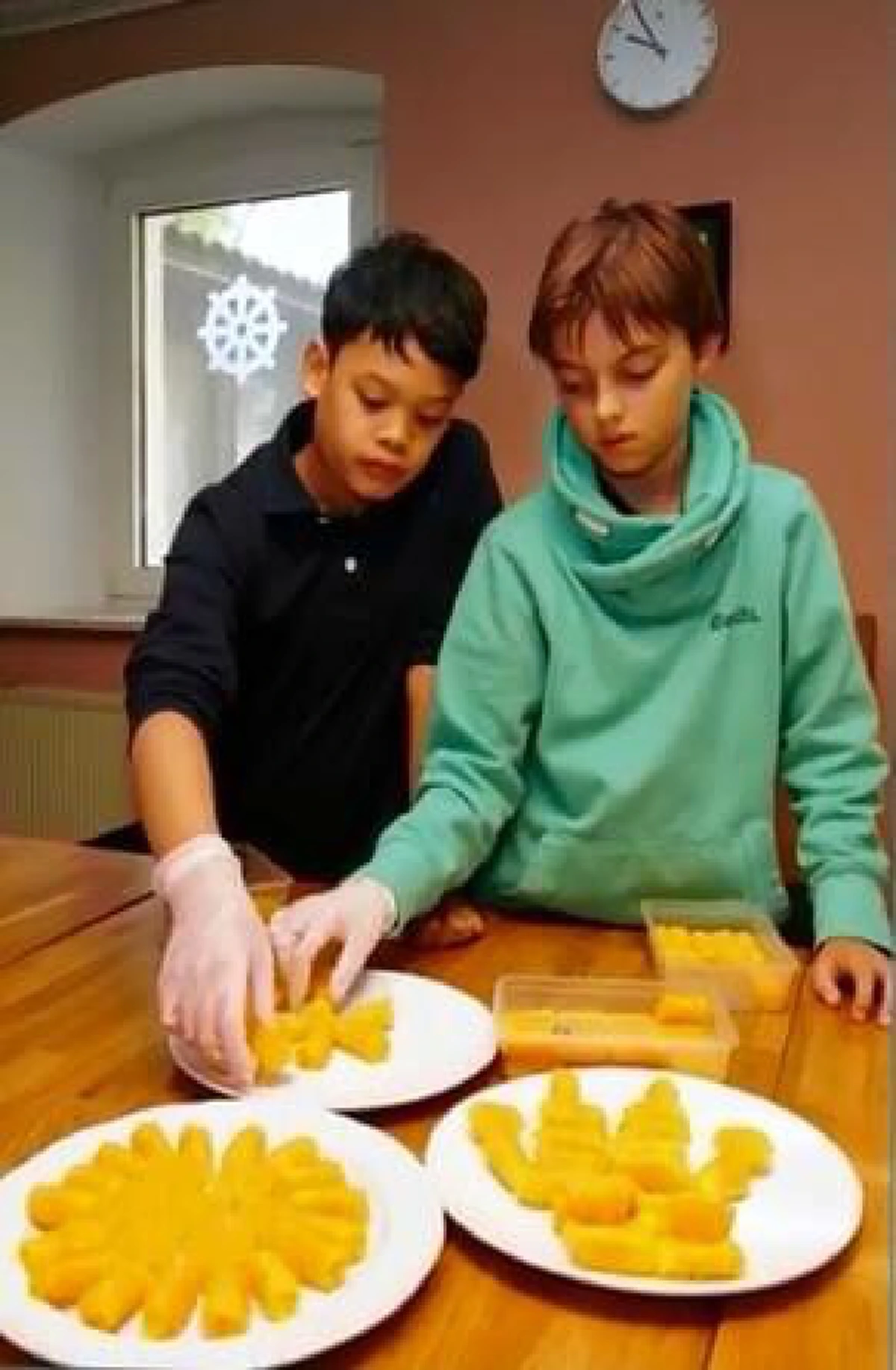 ปีติยิ่งขวัญกำลังใจ!! "พระองค์เจ้าทีปังกรฯ" ทรงปฏิบัติธรรมและร่วมจิตอาสาบำเพ็ญประโยชน์ ถวายเป็นพระราชกุศลเสด็จปู่ รัชกาลที่ 9