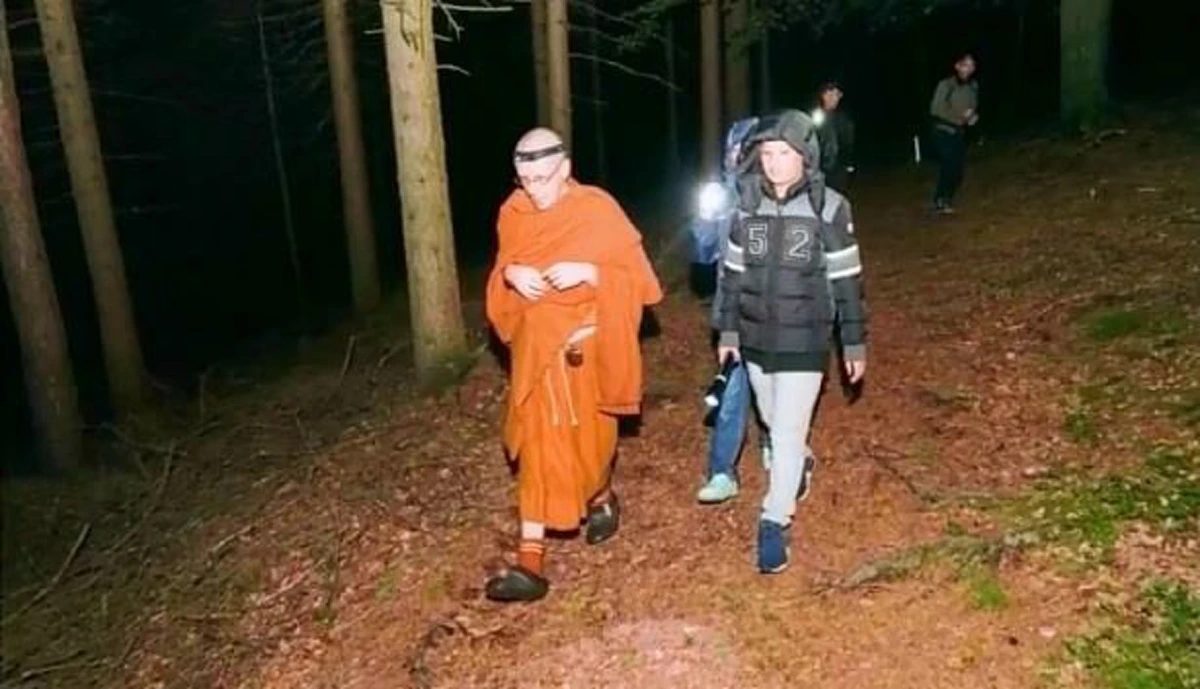 ปีติยิ่งขวัญกำลังใจ!! "พระองค์เจ้าทีปังกรฯ" ทรงปฏิบัติธรรมและร่วมจิตอาสาบำเพ็ญประโยชน์ ถวายเป็นพระราชกุศลเสด็จปู่ รัชกาลที่ 9