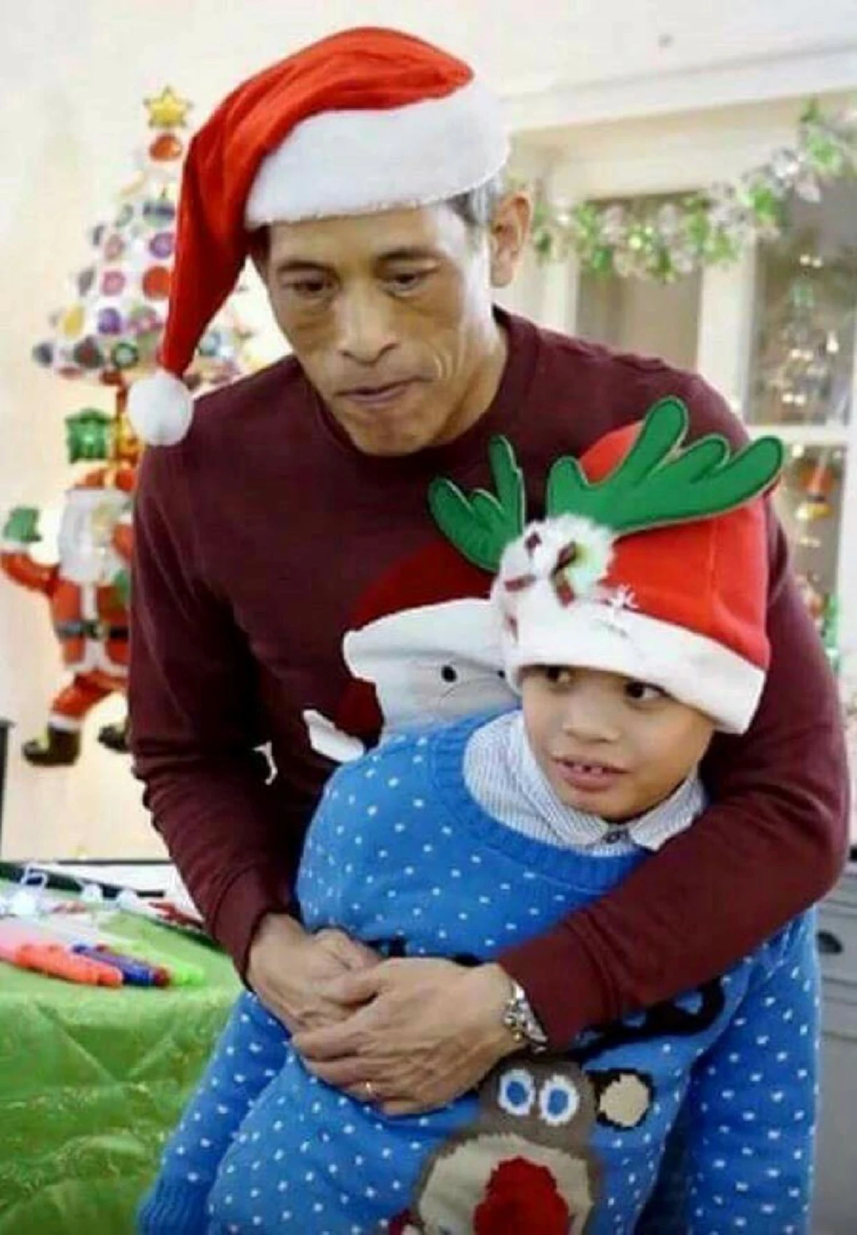 เซฟเก็บไว้ชั่วลูกชั่วหลาน!! ภาพมงคลแห่งความสุขเนื่องในวันคริสต์มาส