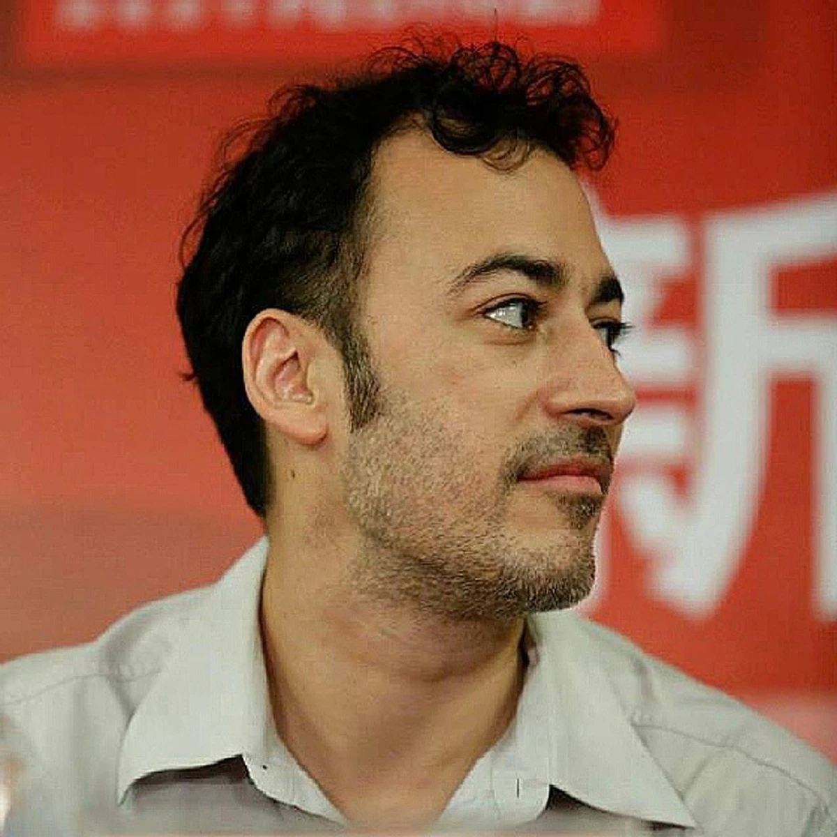 *ตะลึงทั้งประเทศ!!! เผยโฉมหน้า "นักพากษ์เสียง"รายการเดอะเฟซไทยแลนด์ ที่หลายคนไม่รู้ มีดีกรีดารานำชาย กวาดรางวัลใหญ่มาแล้วหลายเวที!! (ชมคลิป)