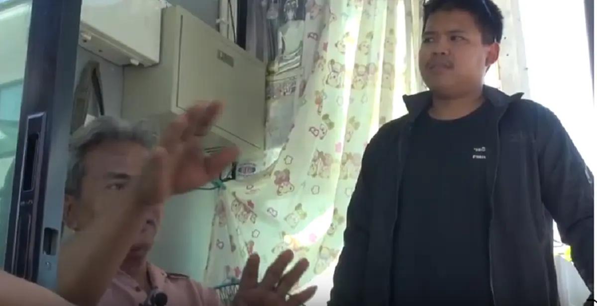 กรณีเด็ก10ขวบให้ลุงกราบเท้า ล่าสุด พ่อเด็กตามหาเรื่องไม่ยอมจบ ลุงต้องหนีเอาชีวิตรอด!