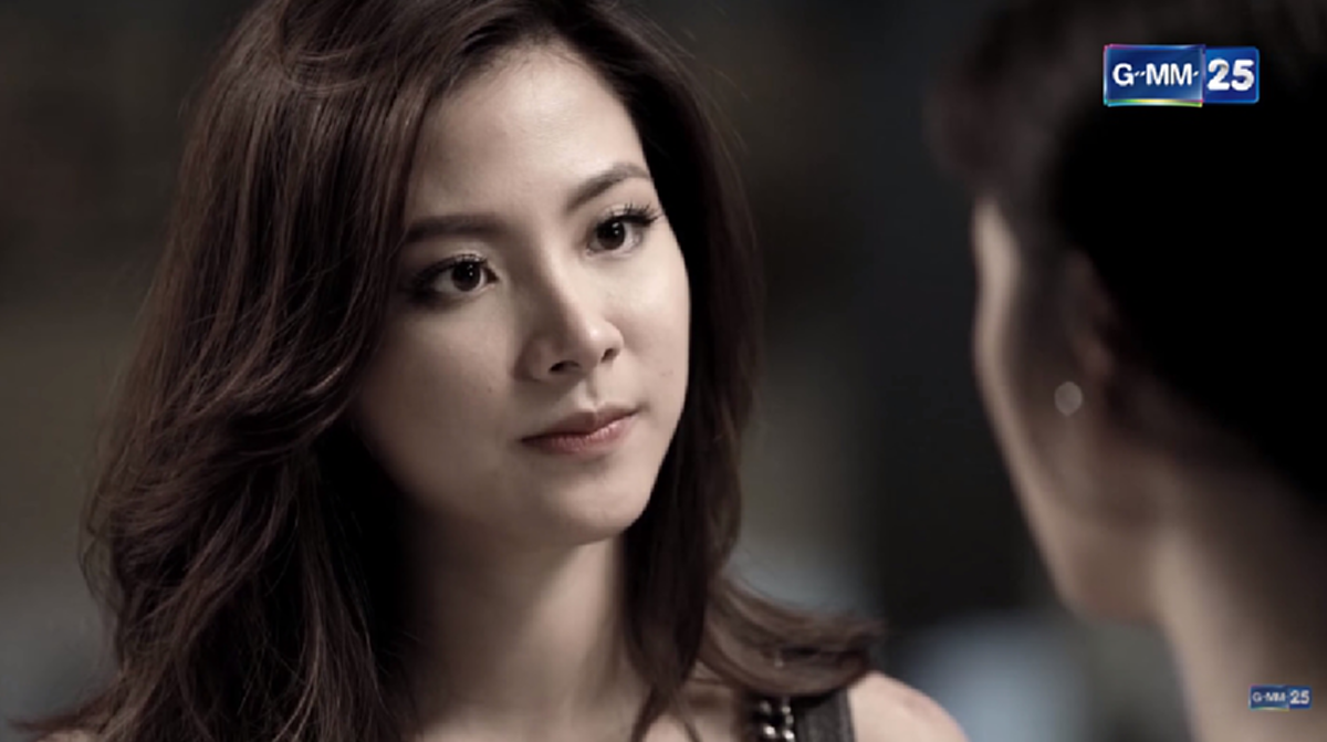 วินาทีช็อกกอง!!! "ใบเฟิร์น พิมพ์ชนก" ถึงกับนิ่งไปชั่วขณะ หลังถูกนักแสดงตัวประกอบผิดคคิว ตบโดน "เบ้าตา" จนต้องหยุดแสดง