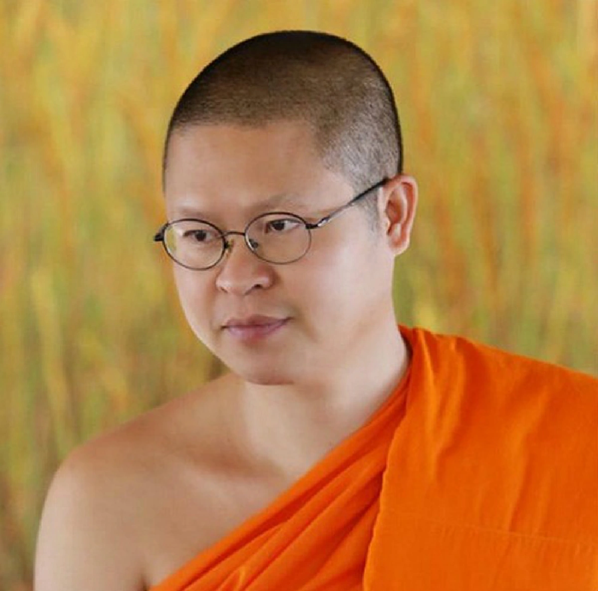 ระดมพลังพระแท้!! แปดพระปฏิบัติดีปฏิบัติชอบชี้ "ผิดชอบชั่วดี" กรณีธรรมกาย ... จัดหนักจัดเต็มขนาดนี้ "หิริโอตตัปปะ" น่ะมีมั้ย?!!