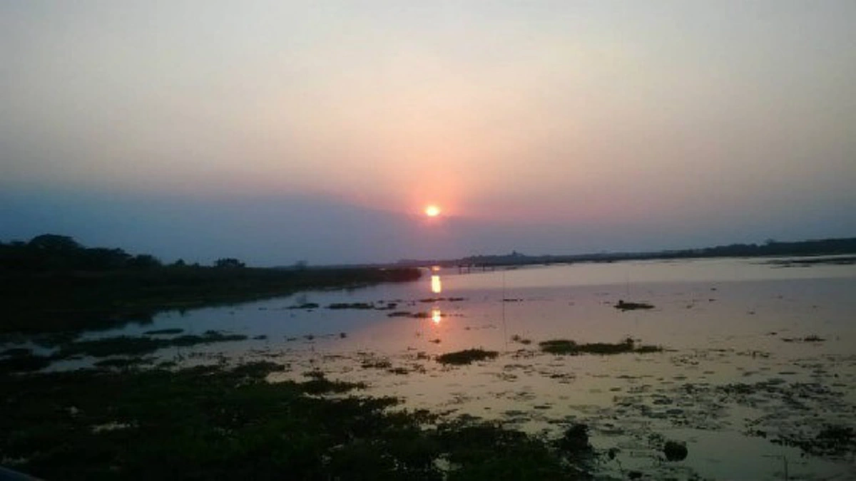 #หนึ่งเดียวในโลก!! ภาพปัจจุบัน “เมืองหนองหาร” ที่ถูกพญานาคถล่ม จมลงใต้บาดาล ไม่ใช่แค่ตำนาน แต่มีอยู่จริง !! (มีคลิป)