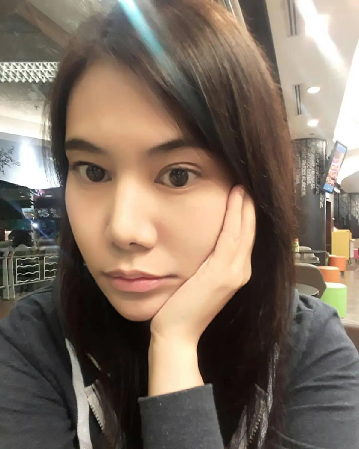 น้ำฝน ทวีพร