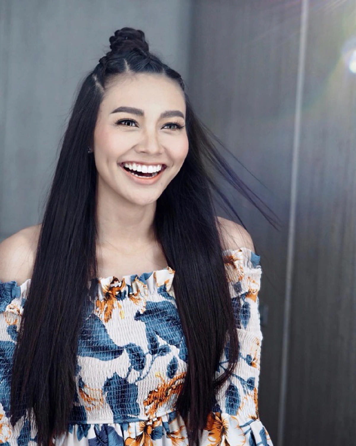 ***เปิดภาพพัฒนาการความสวย ! นักร้องเสียงทรงพลัง "แก้ม วิชญาณี" จากอดีตถึงปัจจุบัน บอกเลยว่าเธอมาไกลมากจริงๆ !?