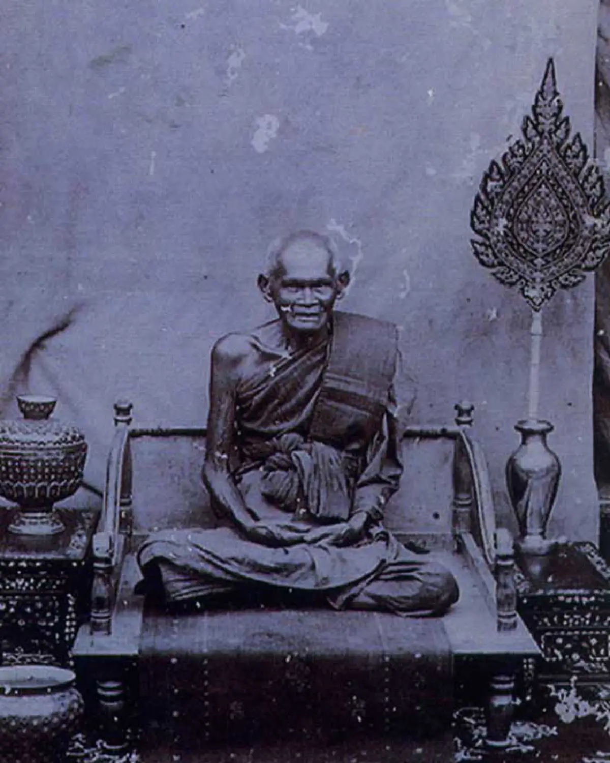 คิดลองของ.."หลวงปู่บุญ" ผู้สำเร็จวิชาเดียวกับ หลวงปู่ศุข เจอแค่ตะกั่วร้อนๆติดมือ.. เสือโคร่งตัวโตบนกุฏิ..เผ่นแนบแทบไม่ทัน...