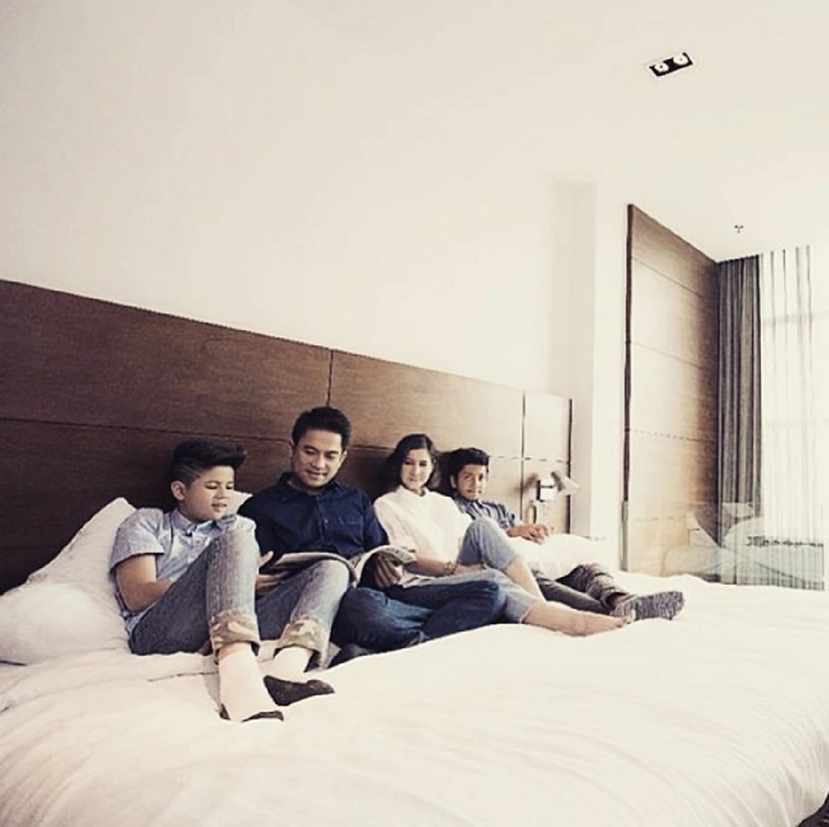 สุดช้ำใจ!! "หมิว ลลิตา" กลับมาใช้นามสกุลเดิม หลังหย่าขาดสามี ปิดฉากรัก 16 ปี เผยแบ่งวันกันใช้สิทธิดูแลลูกทั้งสองคน