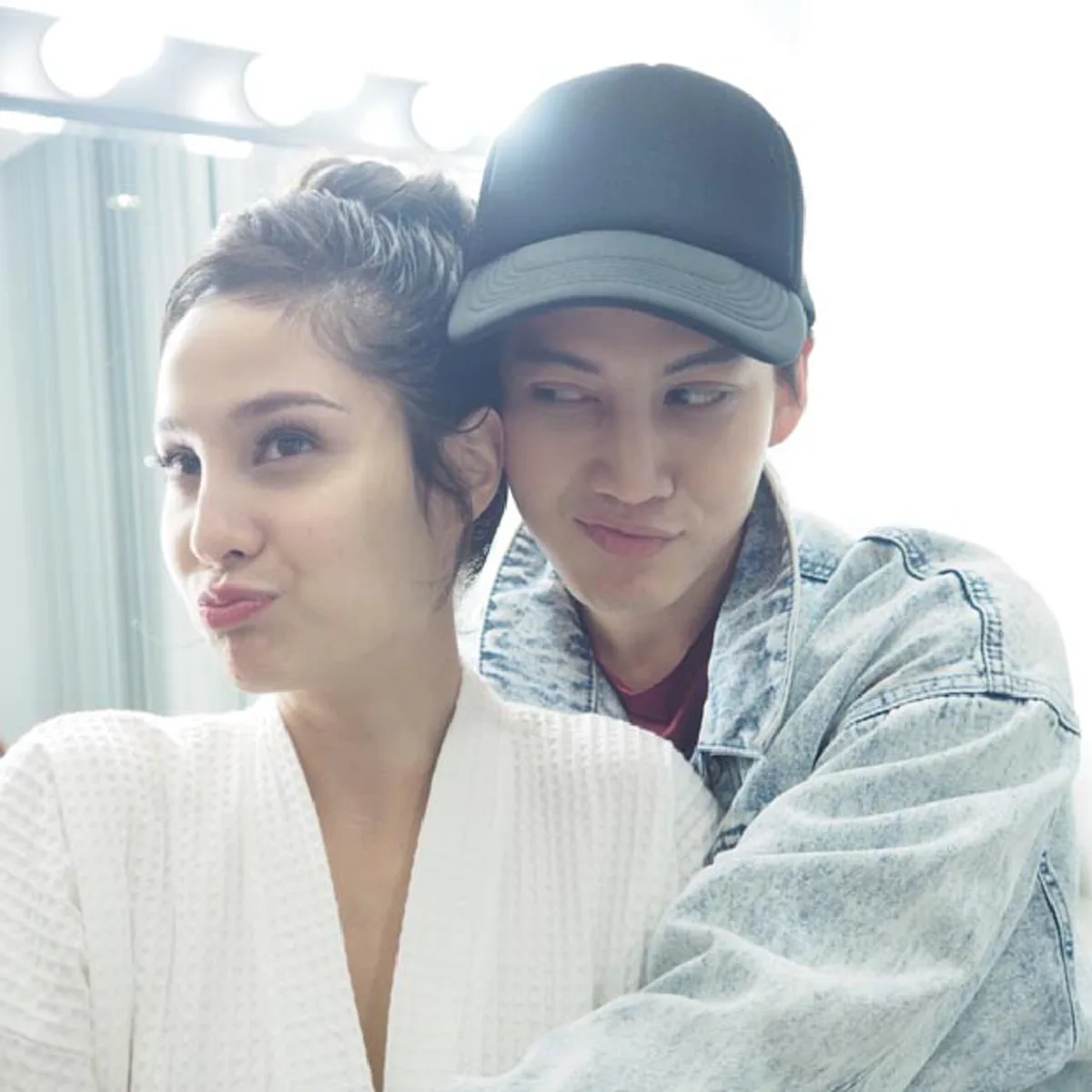 งานนี้รู้ชัดเลย!!! เผยเบื้องหลัง "ขวัญ " ประกาศเลิก "กอล์ฟ" กลางไอจี แฟนคลับฟันธงสาเหตุหลัก 3 ข้อ มีความเป็นไปได้สูง...ทำรักร้าวส่งท้ายปี!?