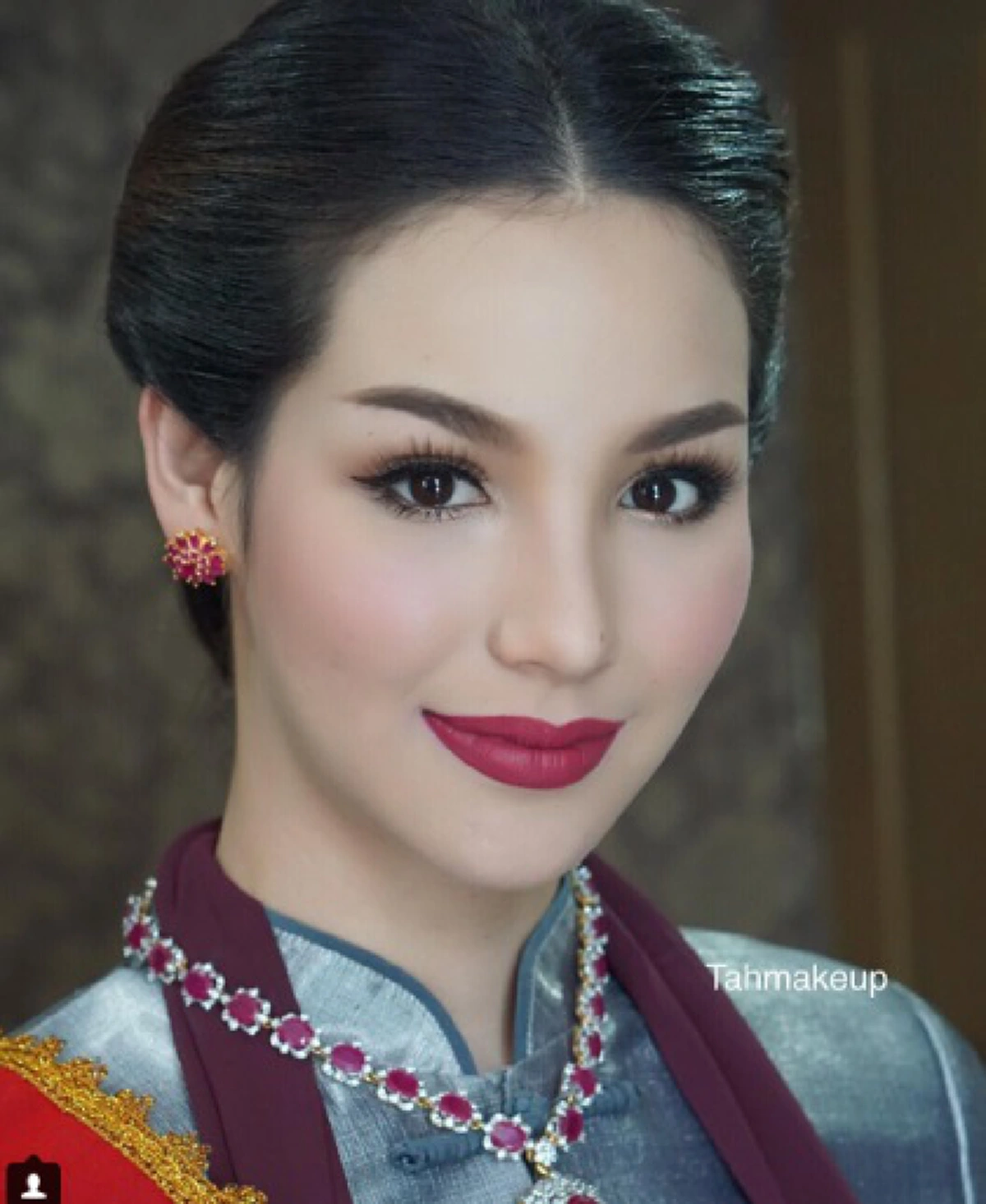 #ตะลึงตาค้างกันทั้งงาน!! "สาวน้อยหน้าสวย" เดินเฉิดฉายบนเวที "นางงามพระประแดง" พอลองเข้าไปดูใกล้ๆ ไม่น่าเชื่อจะเป็น "ดาราสาวสุดสวย" !! (มีคลิ