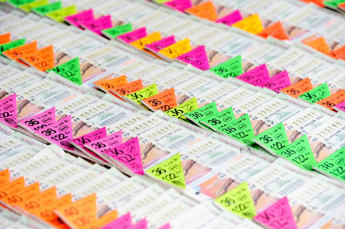 รีบเลย! อยากรวย...ถูกหวยรางวัลใหญ่!! มีเทคนิคในการซื้ออย่างไร...? (ดูรายละเอียด)