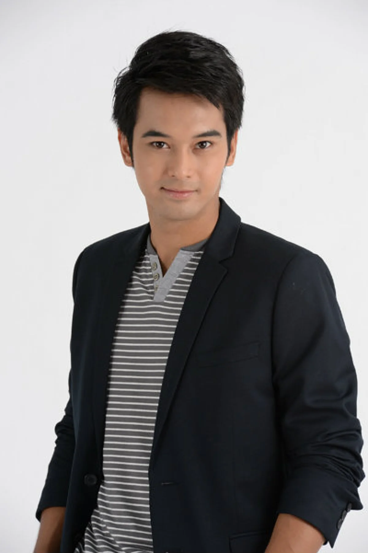 #อย่ามองคนแค่ภายนอก!! "พระเอกหนุ่มชื่อดัง" ปัจจุบันกลายเป็นพ่อค้าลูกชิ้นปิ้ง บอกทุกๆอาชีพ มีเกียรติเเละศักดิ์ศรี ติดดินสุดๆ !! (ชมภาพ)