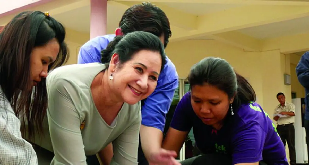 #ครึ่งประเทศเพิ่งเคยเห็น!! นางเอกผู้รับบท "ดาวนิล แม่อายสะอื้น" คนแรกที่ไม่ใช่ "นุ่นวรนุช" จริงๆคืออดีต รองนางสาวไทย ปัจจุบันยังสวยไม่สร่าง