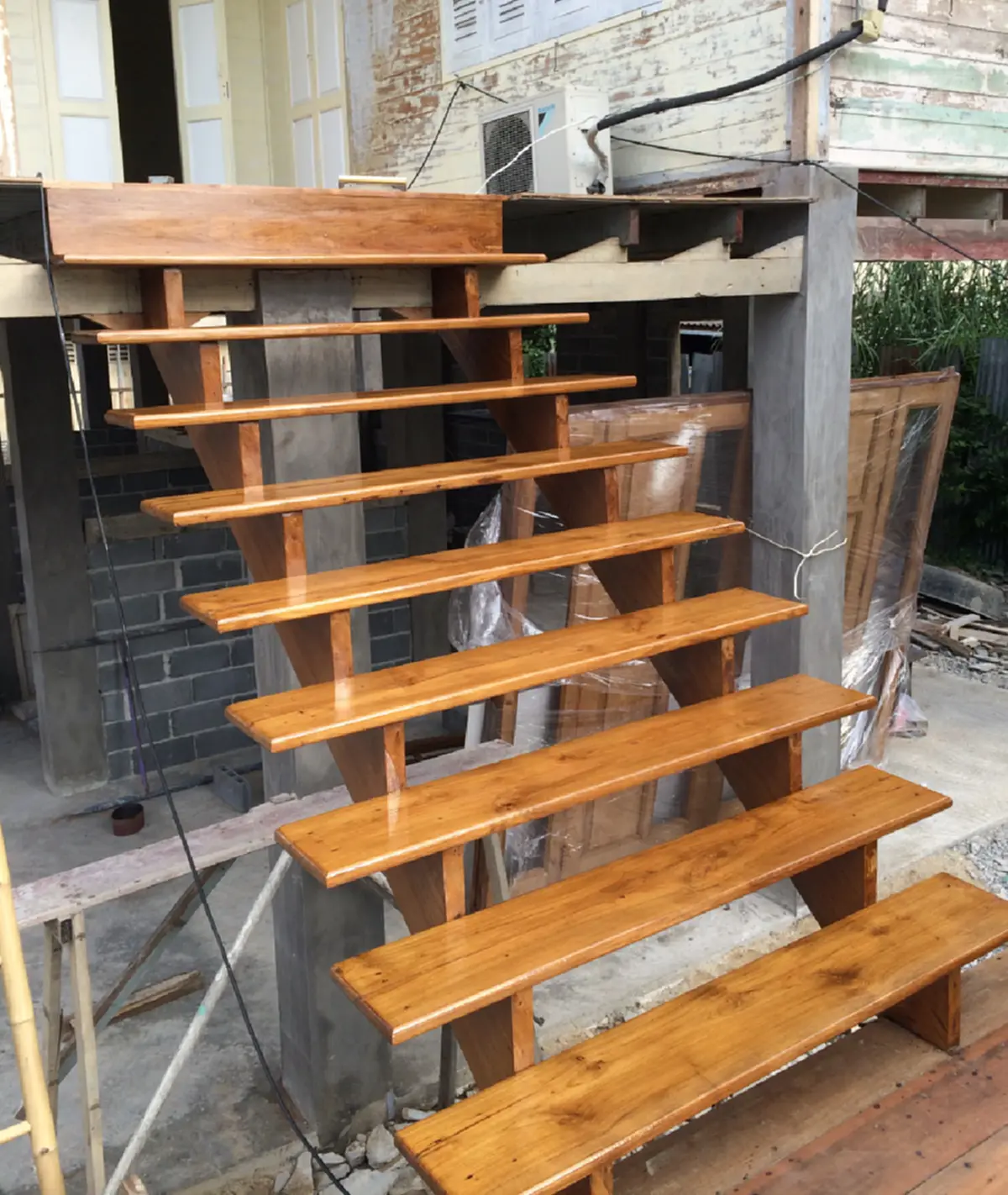 หนุ่มใจป้ำซื้อ "บ้านโบราณอายุเกือบร้อยปี" ทุ่มทุนรีโนเวท จนได้บ้านสวยตระการตา